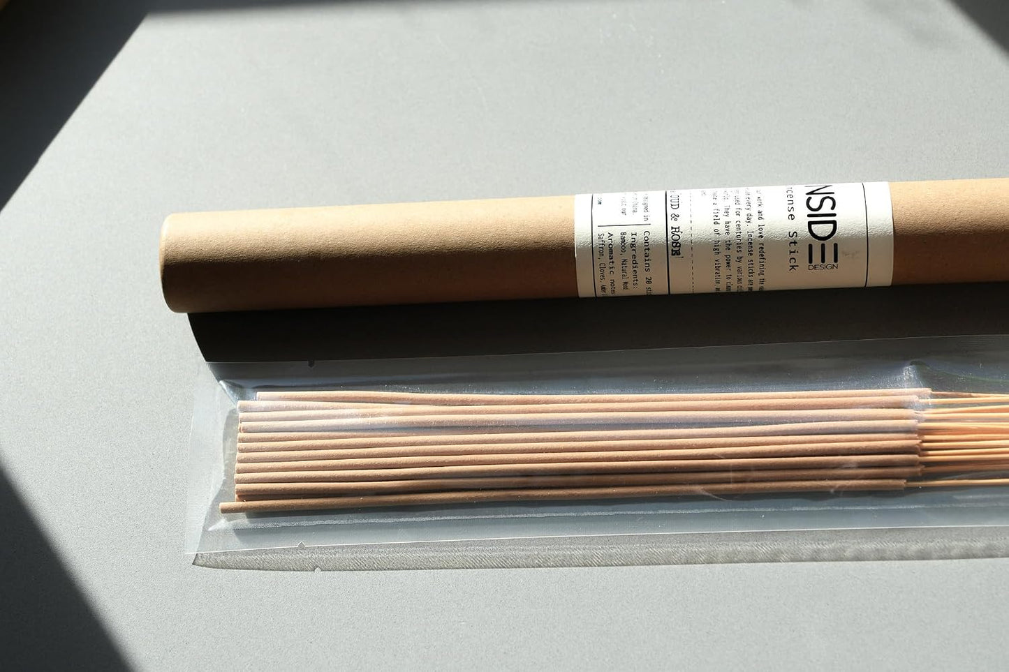 Oud & Rose Incense Sticks – Rich Oud & Soft Rose Scent – 11 Inch Bamboo Core – Clean Burning, Low Smoke – Lab Tested Quality – Long Lasting – 20 Sticks