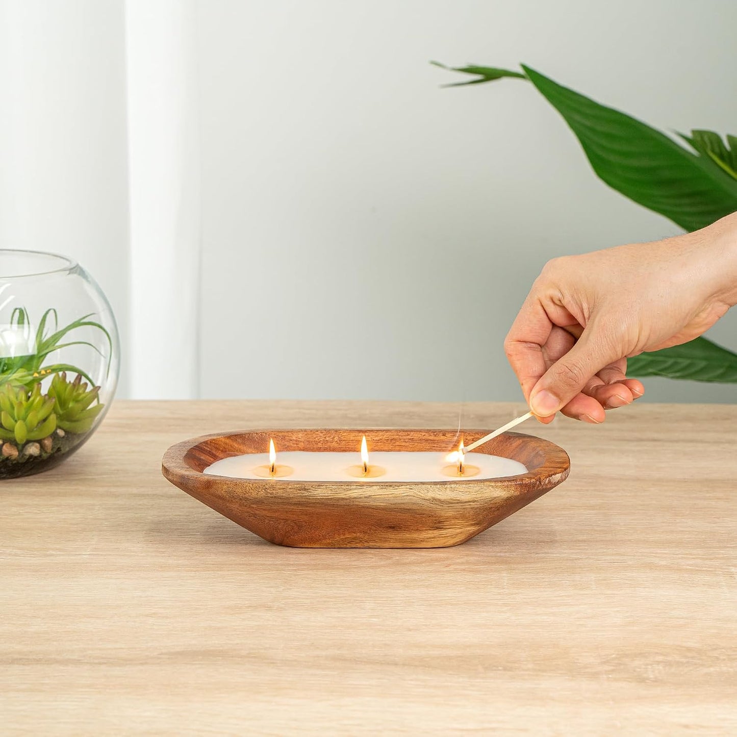 Restaurantware-Coco Casa 9.1 x 5.5 x 2 Inch Wood Dough Bowl Candle, 1 Hand Poured Bread Bowl Candle - Coconut Mango Fragrance, Double Wax Blend, Soy Wax Scented Candle, Wooden Wick