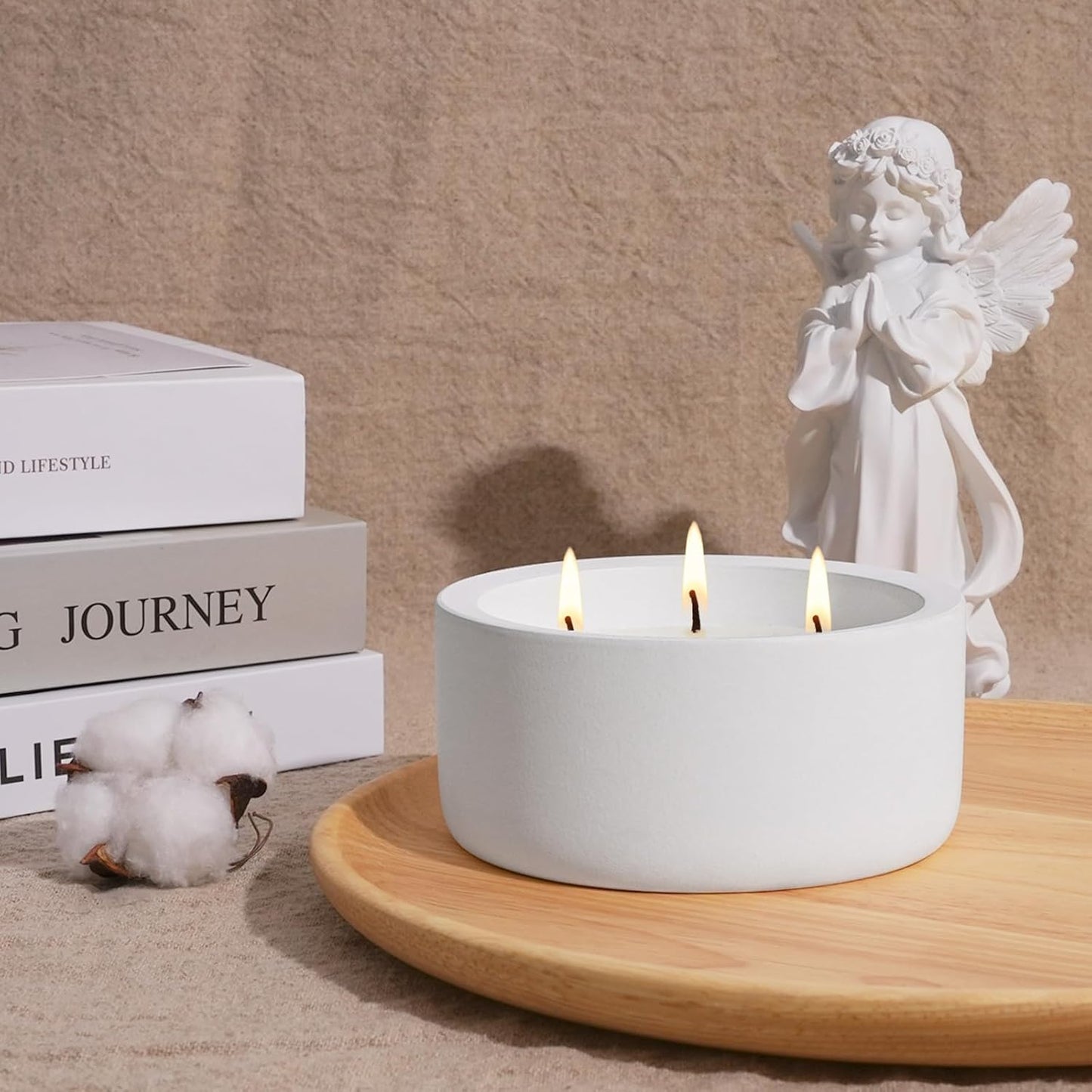 Viyffo 20oz Large White Scented Candle for Women – Vanilla Dreamscape, 3 Wick Non Toxic Soy Candle, Matte Ceramic Jar, Luxury Home Fragrance, Elegant Room Decor & Premium Gift