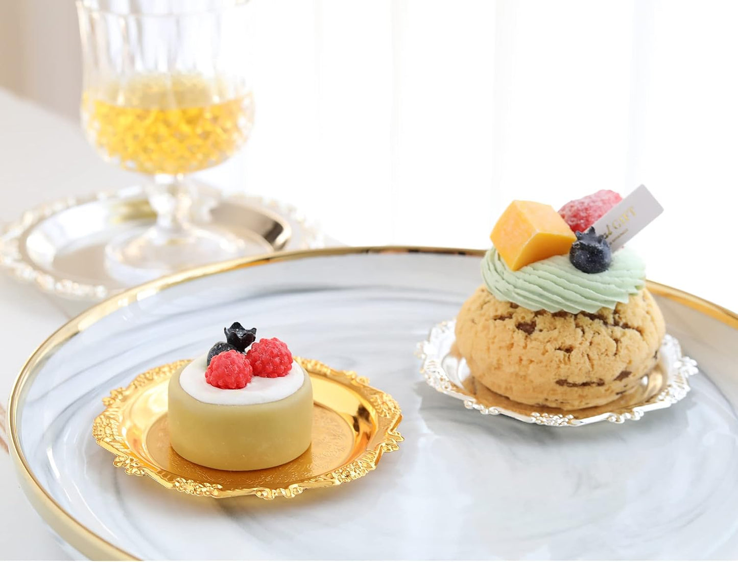 Round Storage Tray Necklace Tray Jewelry Holder Organizer Dessert Plate Fruit DishRing Dish Organizer Holder Home Decor Wedding Gift for Perfume Candle Holiday Party (Golden, Mini)