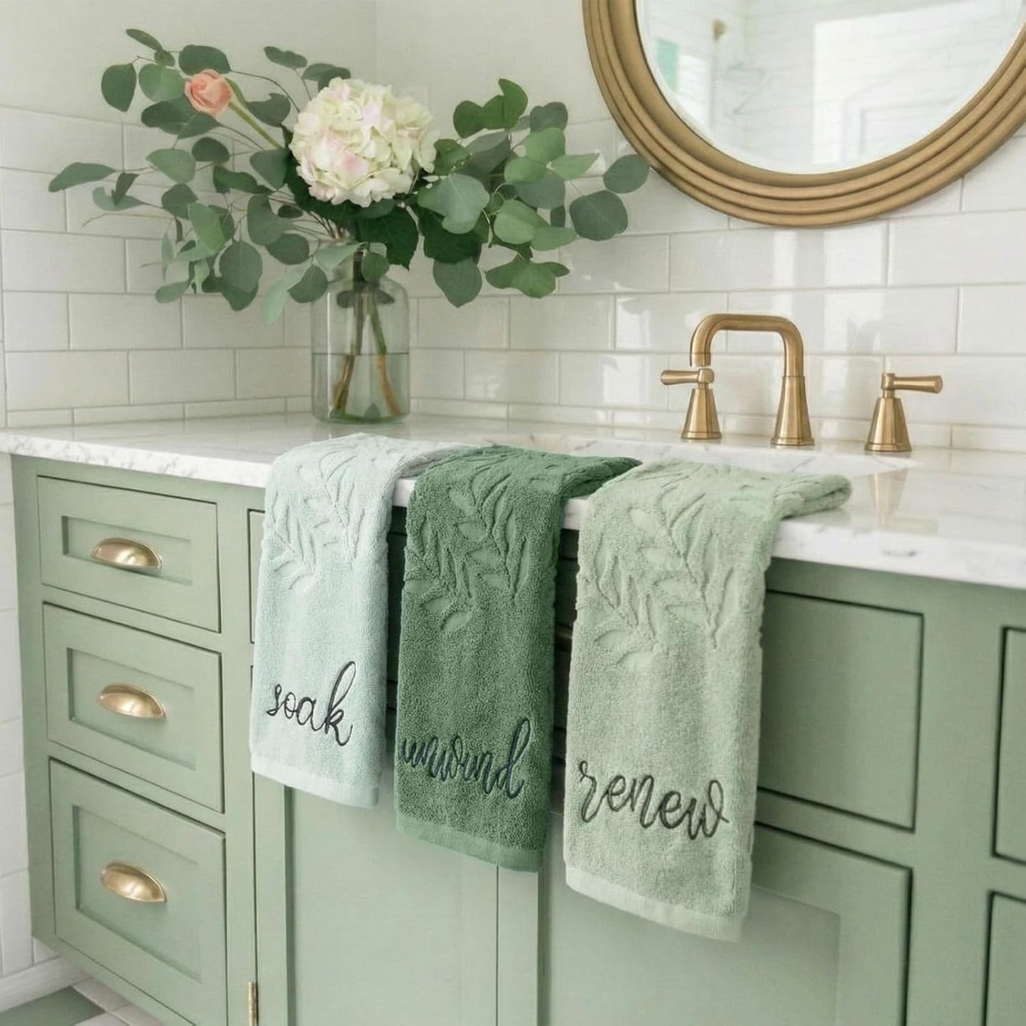 Moukeren 3 Pcs Sage Green Hand Towels for Bathroom 100% Cotton Jacquard Embroidered Leaves Soak Unwind Bath Towels Bathroom Spa Kitchen Dishcloth Gift Set Farmhouse Decorations