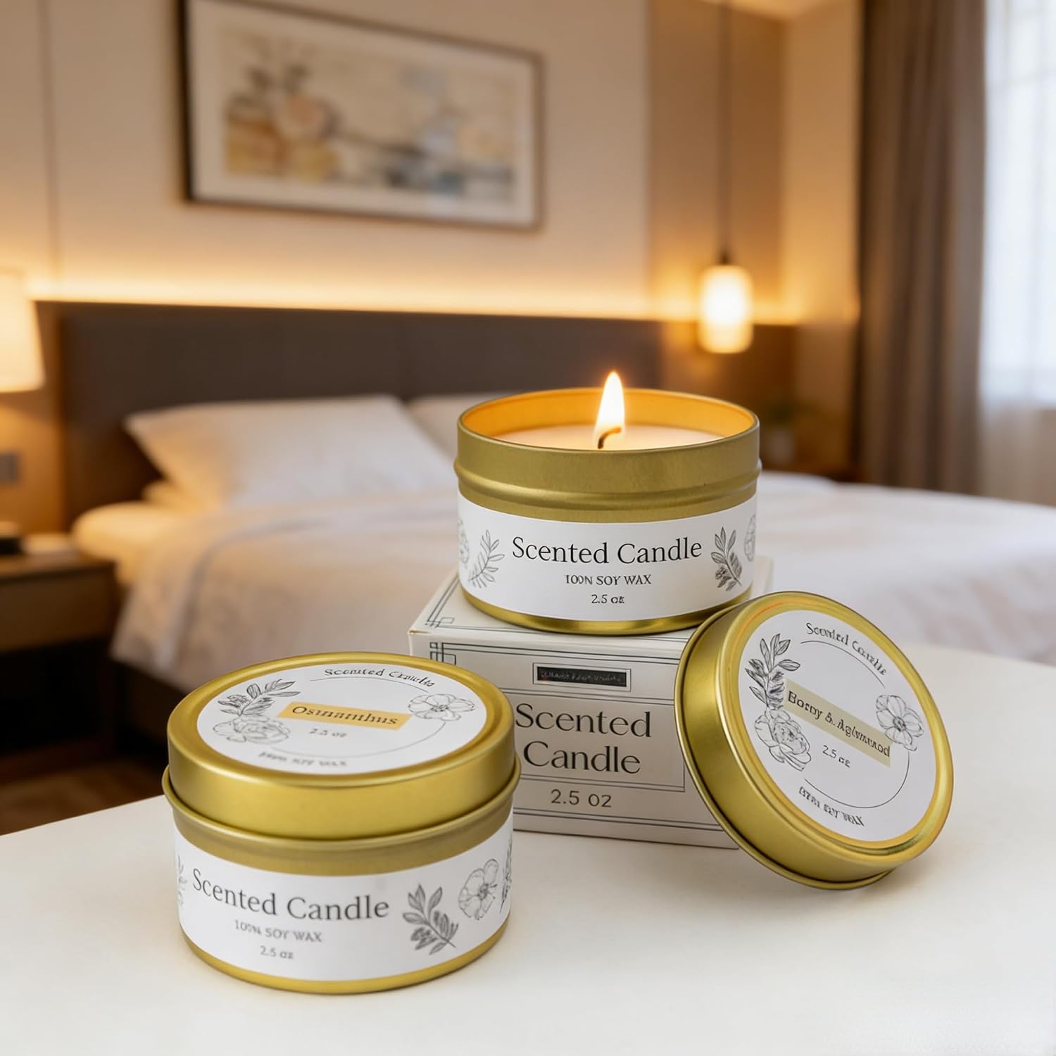 A Single Gift Box of Scented Candles with Soy Wax, offering a Premium and Atmospheric Fragrance (Vanilla)