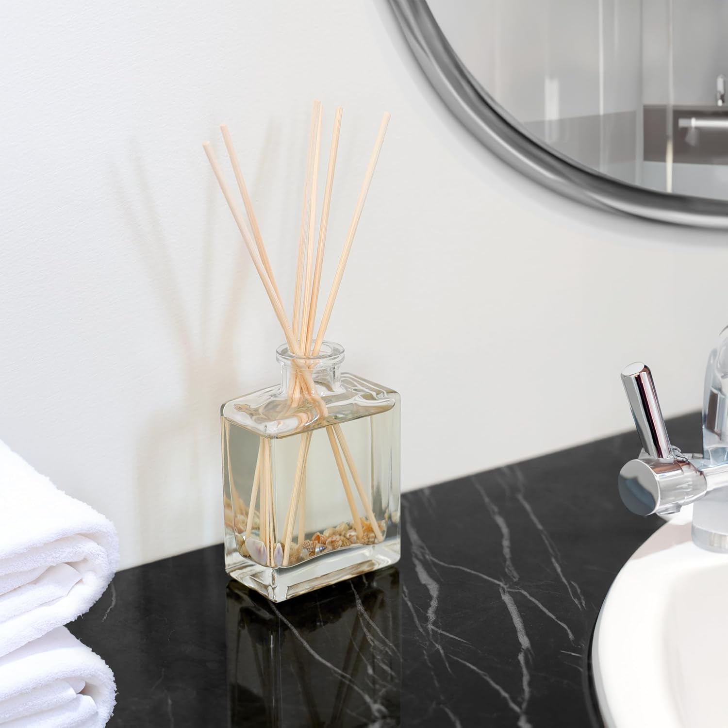 Urban Naturals Sandalwood & Eucalyptus Reed Diffuser Set – Made with Essential Oils & Real Botanicals – Sleek Rectangular Refillable Glass Bottle – Made in the USA