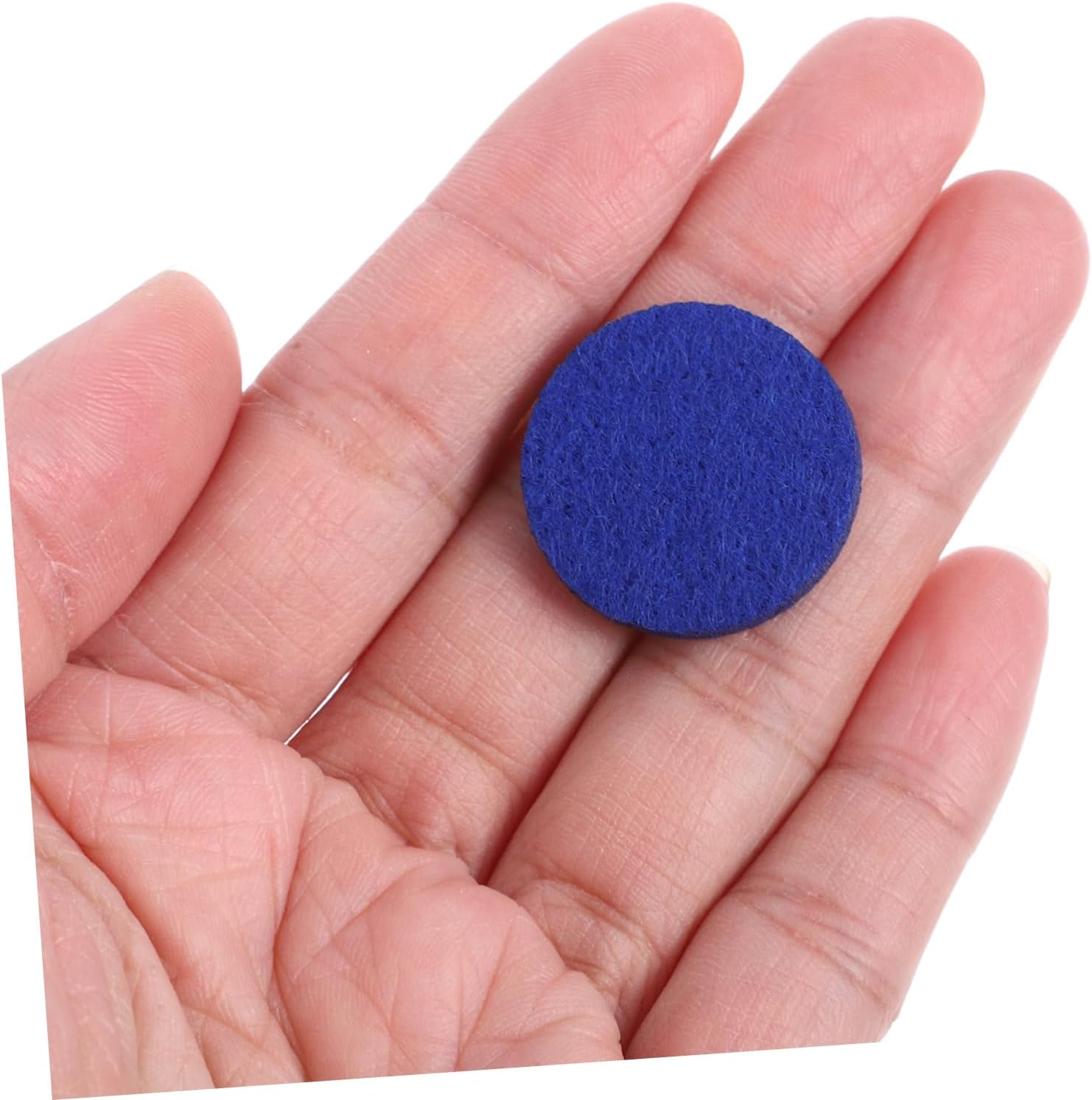 Ipetboom 100pcs Unscented Cotton Essential Oil Diffuser Pads High Absorption Mini Round Aromatherapy Refill Pads for Necklace Lockets Home Office Car Use