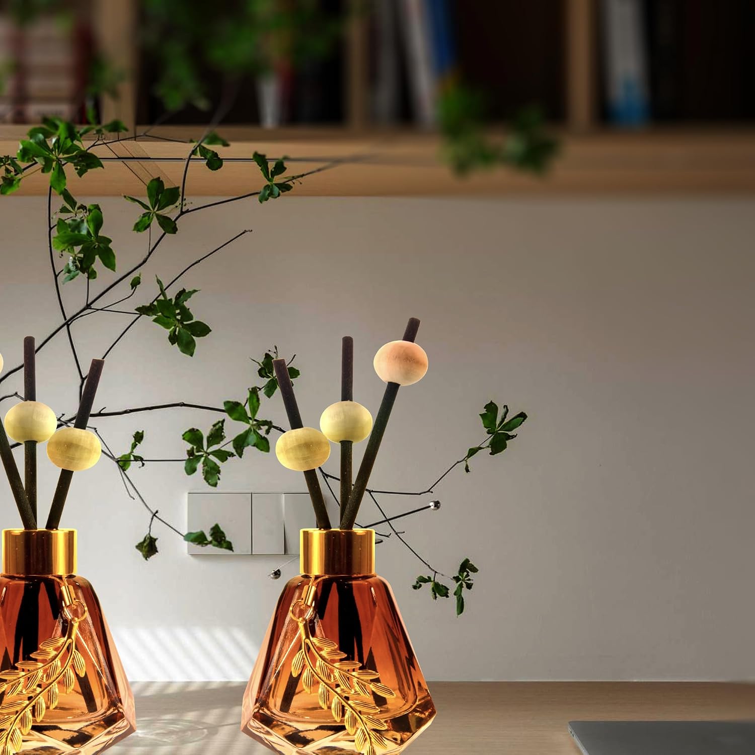Meinvcisi 4 Empty Fragrance Glass Diffuser Bottles, Refillable Diffuser Bottles with 20pcs Reeds Sticks &12 Wood Balls&4 Metal Leaves, Reed Diffuser Set, Diamond Style,60ML, Gradient Brown.