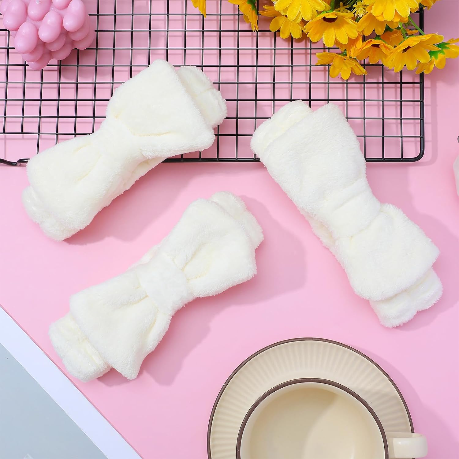 20 Pcs Spa Headband, Fluffy Bow Tie Headband for Washing Face & Makeup, Skincare Headbands for Women Non-slip Coral Fleece Headbands,Gifts for Women and Teen Girl Gifts Trendy Stuff (White)
