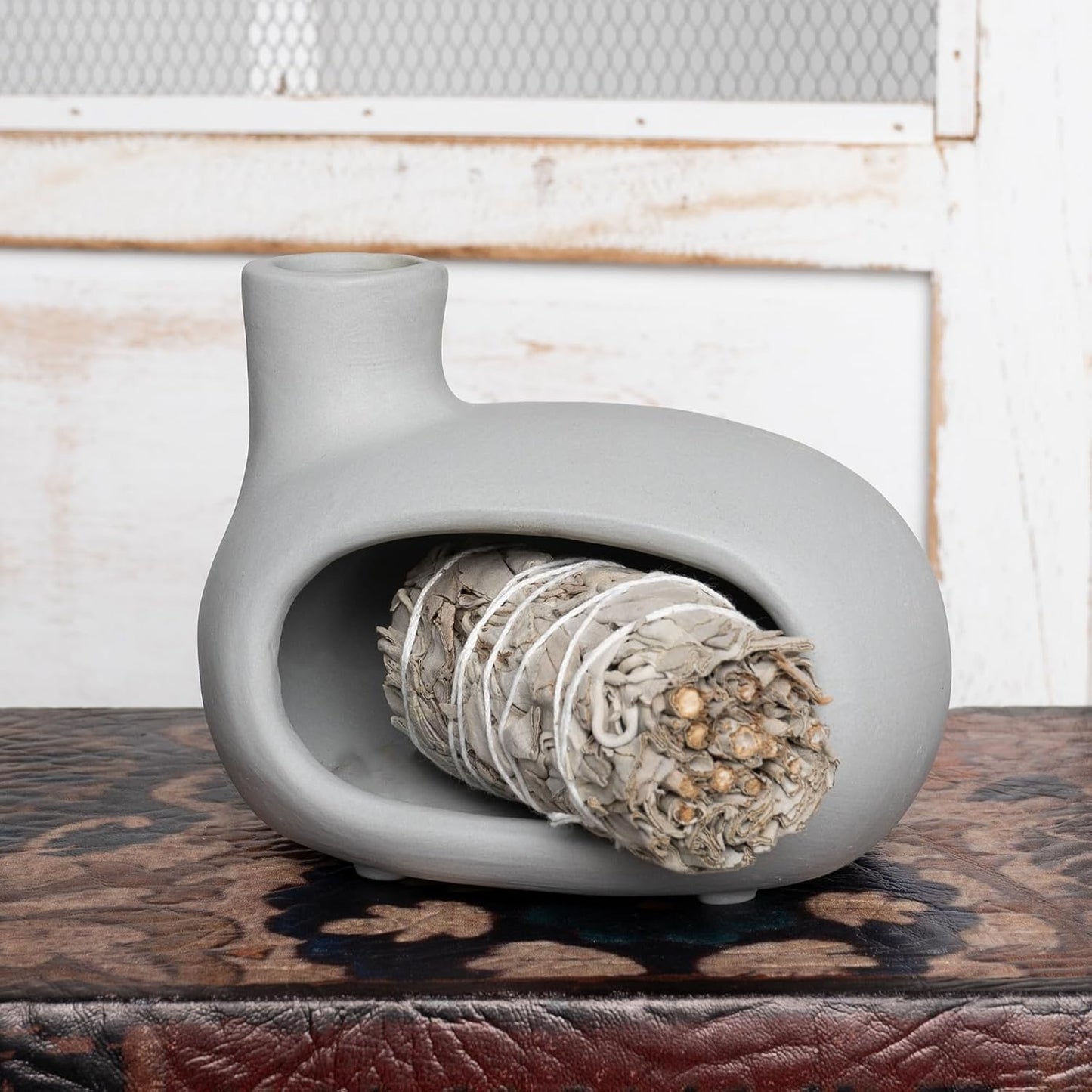 MOUGIGI Terracotta Palo Santo Holder - Modern Incense Burner, Cone Burner, Tabletop Fireplace - Purify and Energize Your Home with Fragrant Palo Santo Wood, Sage - Perfect for Meditation and Yoga