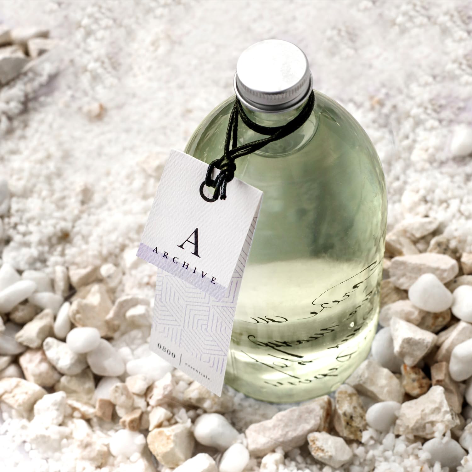 Archive Poet at Heart Bubble Bath for Adults, 33.8 fl. oz. – Lavender & Earthy Rosehip Fragrance – Blend of Natural Oils, Refine Bath Bubbles for Women or Men, Adult Bubble Bath