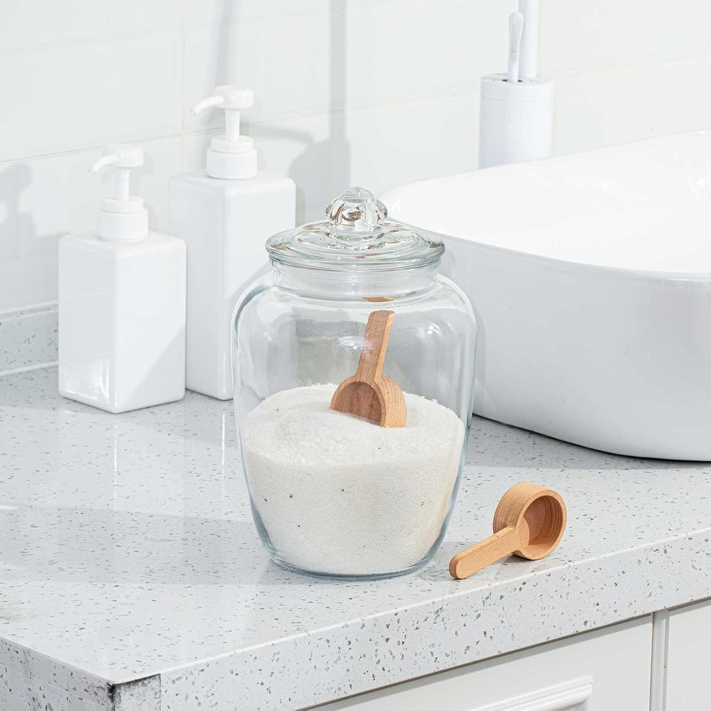 SiliFine 2 Set 74 oz Bath Salt Containers with Airtight Lids and Wooden Scoops, Large Glass Apothecary Jars for Epsom Salt, Bathroom Storage, Laundry Soap, Flour, Sugar and Tea(Clear)