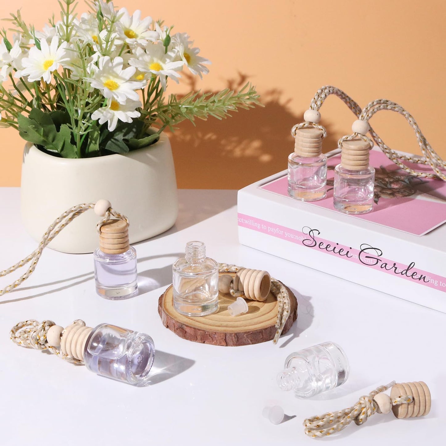 50 Pcs Car Essential Oil Hanging Bottle Empty Car Air Freshener Diffuser Bottle Perfume Glass Bottle Pendant Aromatherapy Fragrance Bottle Auto Car Interior Ornaments Decor (Round shape)