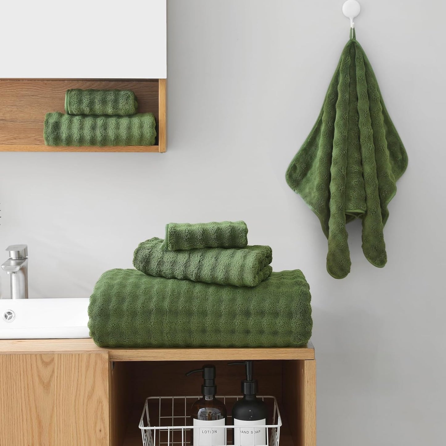KBY Bath Towels Set 6 Piece 40x80 Inches，2 Extra Large Bath Sheets 2 Hand Towels 2 Washcloths，Highly Absorbent Quick Dry Microfiber,Ultra Soft Towel Set for Bathroom，Spa，Gym， Hotel (Olive Green)