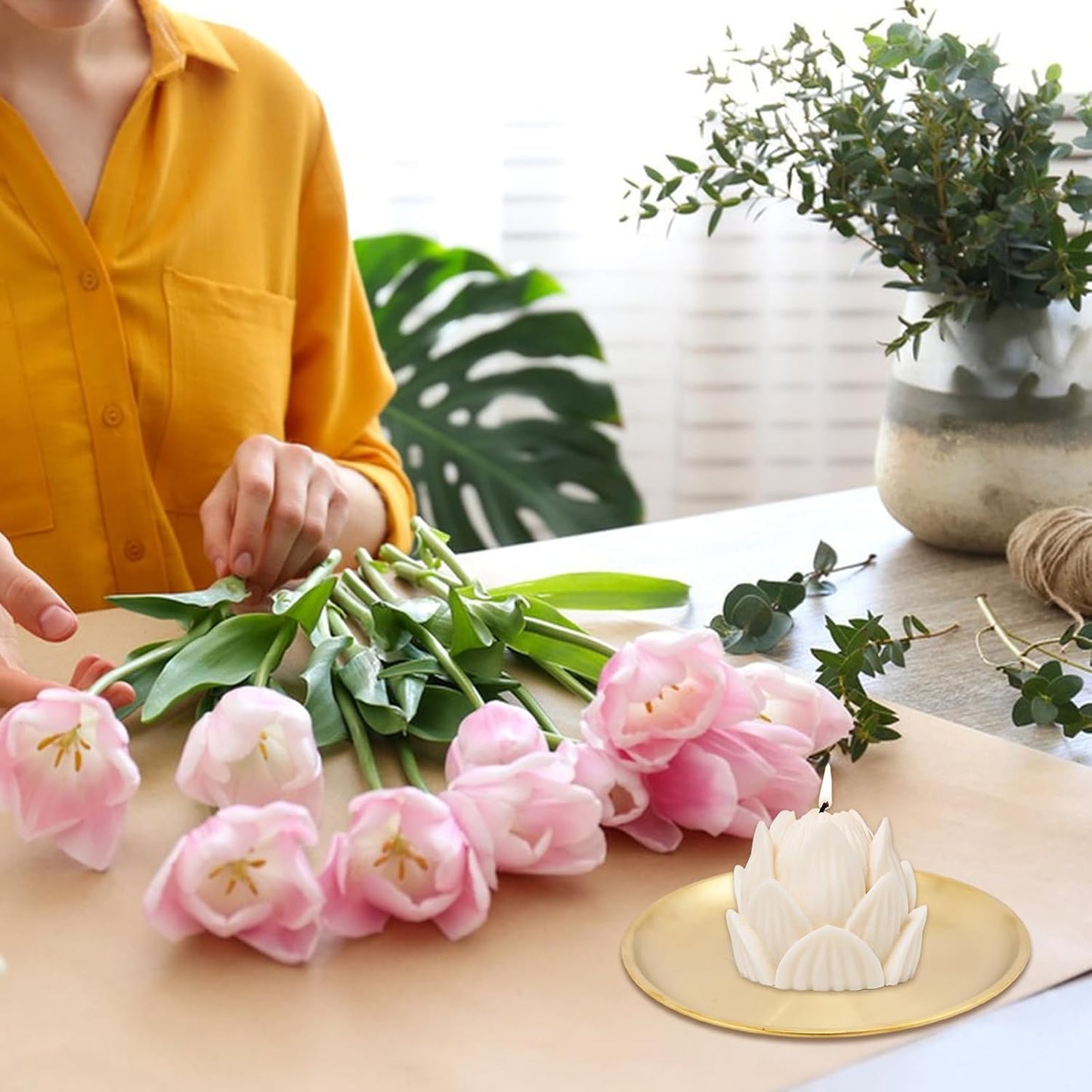 GLOBLELAND 4 Pcs 5.6 Inch Flat Round Metal Candle Holder Plate Golden Stainless Steel Jewelry Plates Gold Candle Holders Decor for Coffee Table Countertop Home Decorations