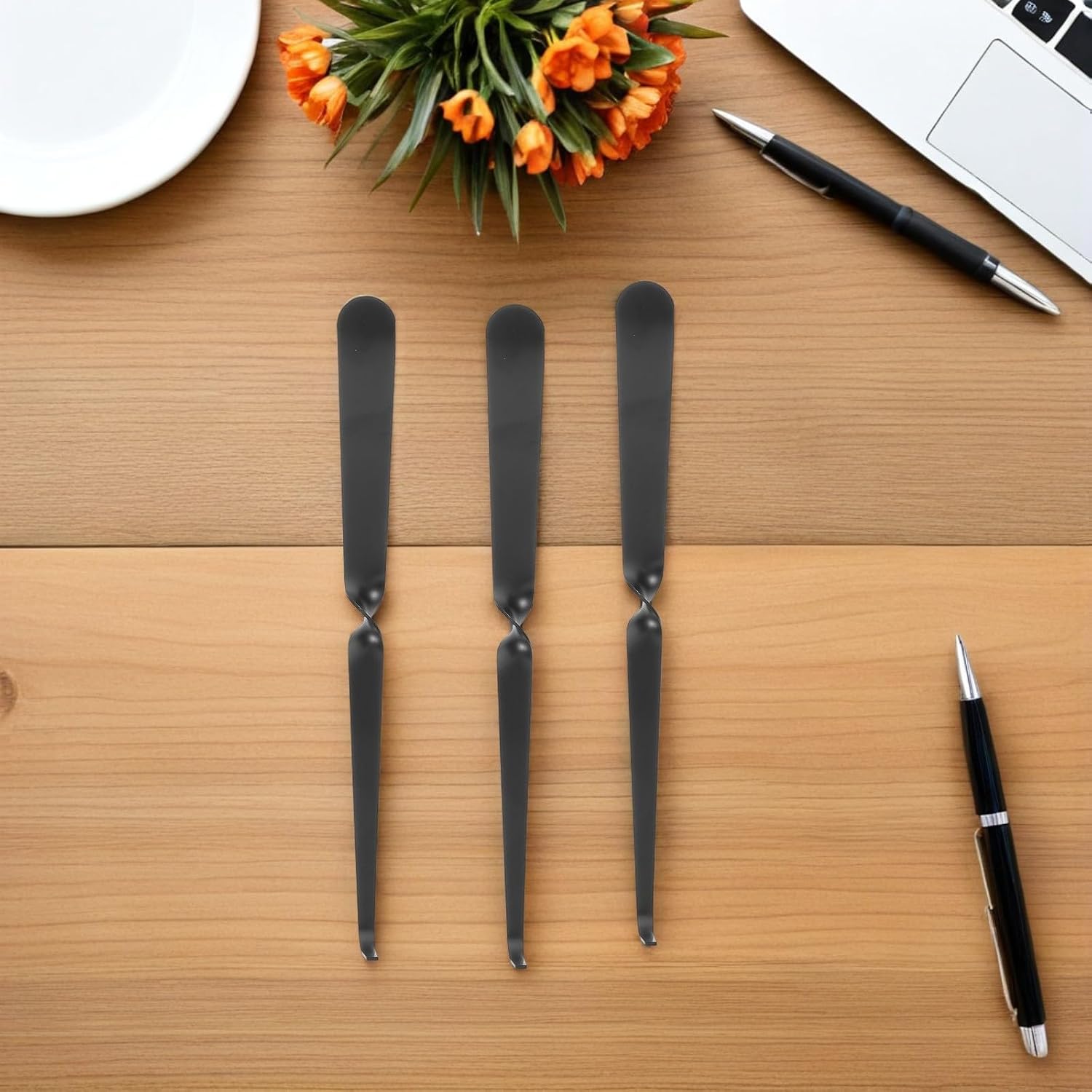 Lurrose 3pcs Stainless Steel Candle Wick Extinguishing Tool Set with Curved Hook Candle Snuffer and Wick Dipper for Flame Control for Home Décor