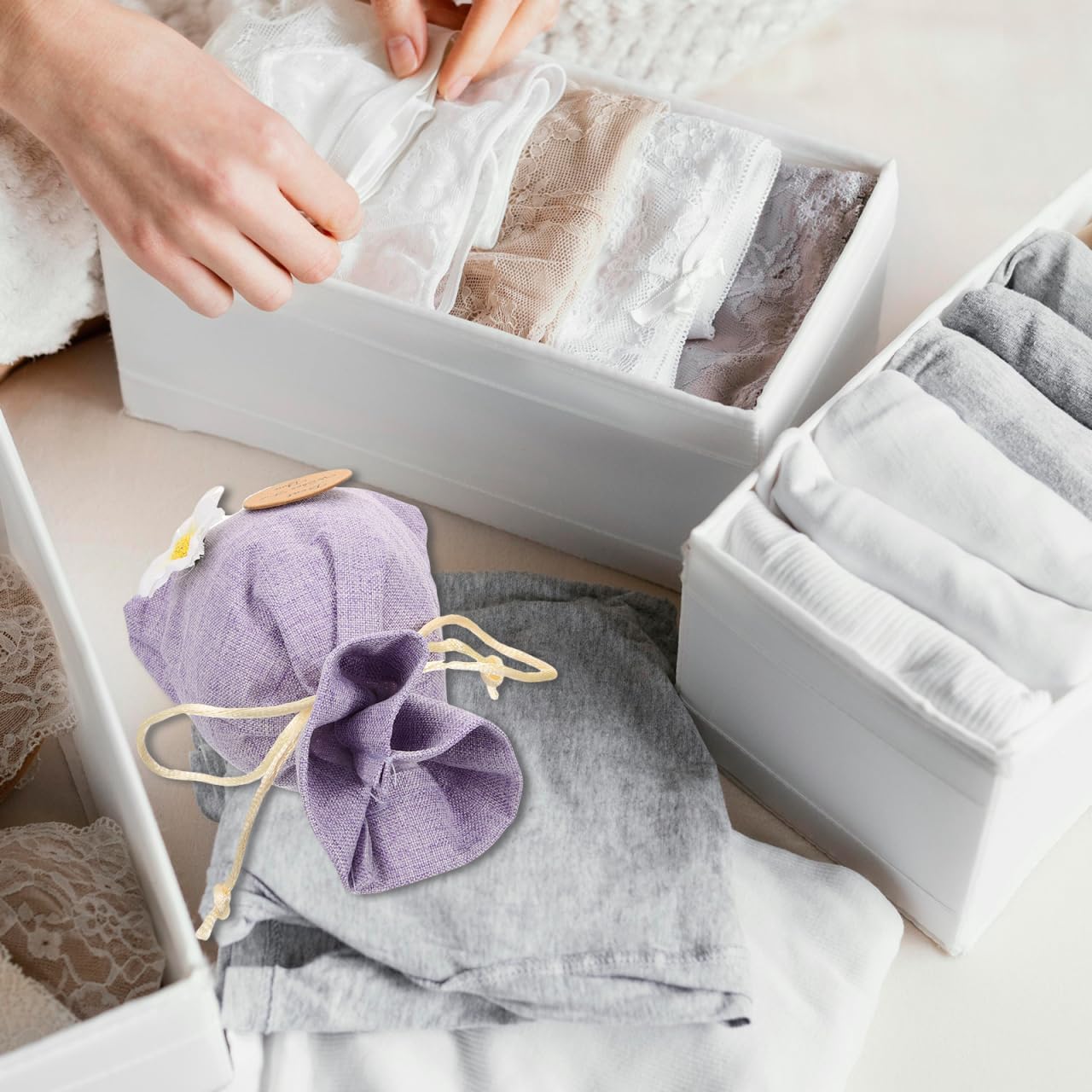 DECHOUS Empty Sachet Bags 10 Pack Small Drawstring Sachet Pouches 6.22X4.13 Inch Cotton Refillable Bags for Jewelry Spice Storage and Home Fragrance
