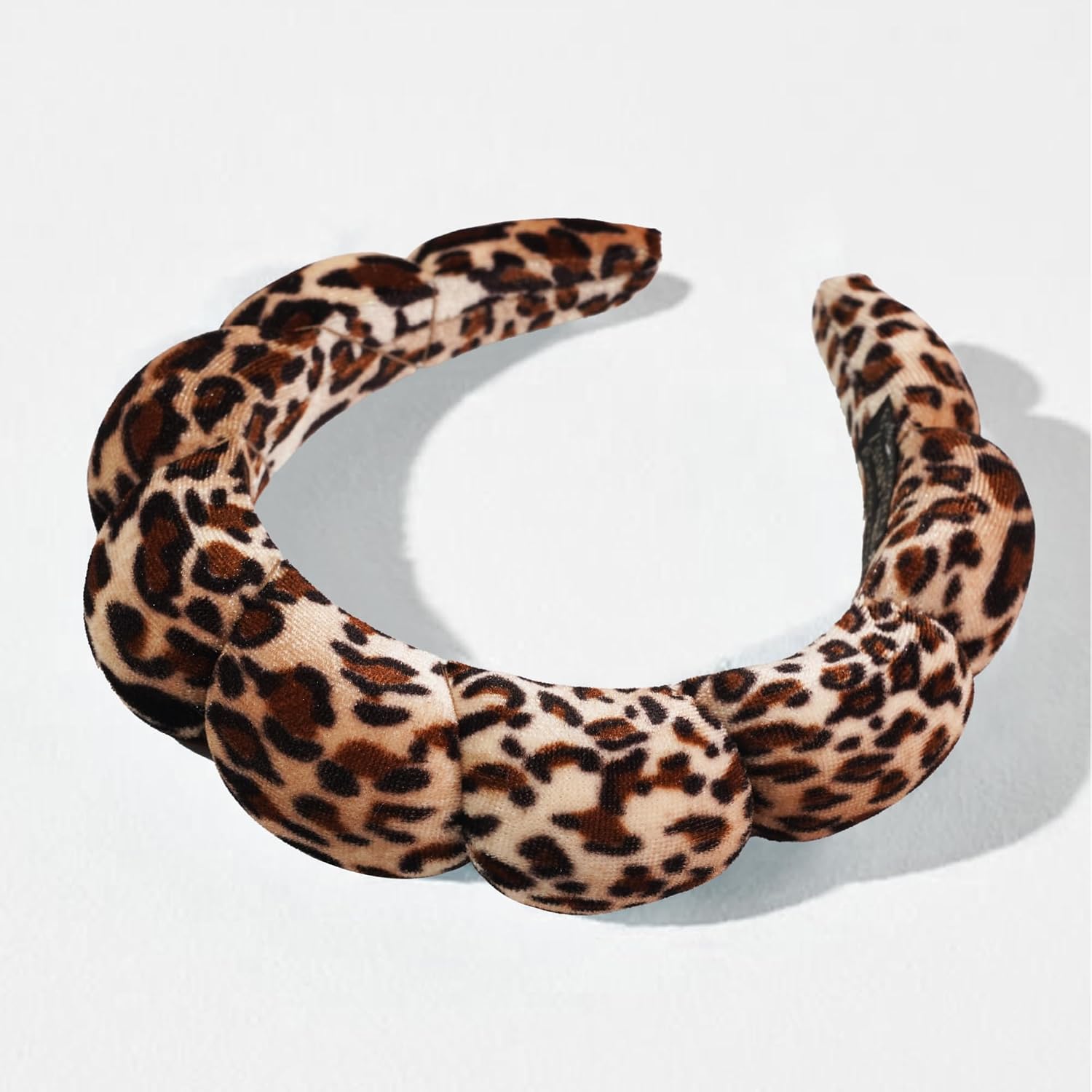 Ayesha Spa Headband and Wristband Set for Skincare Washing Face,6pcs Cheetah print Makeup Headband Wrist Cuffs for Preppy Skincare Teen Girl Women