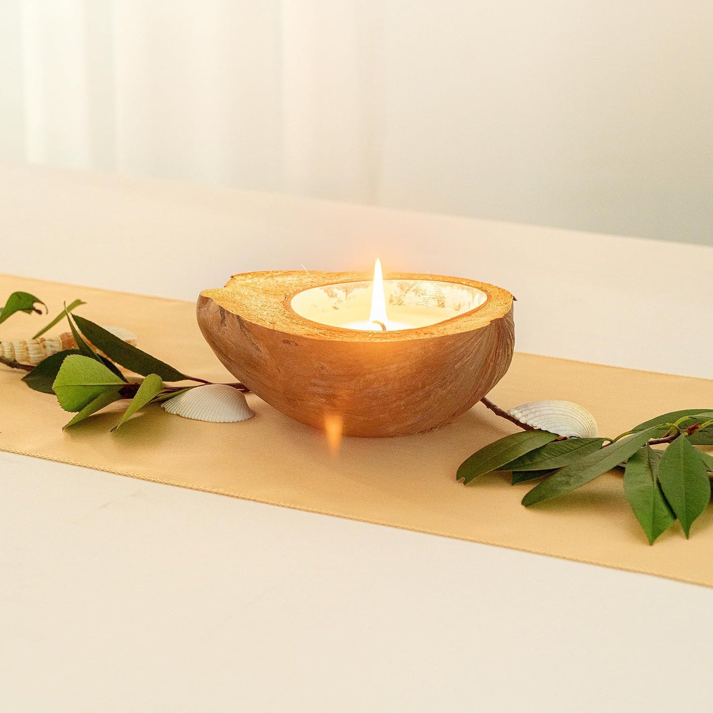 Restaurantware-Coco Casa 6.5 x 2.5 Inch Coconut Shell Candle, 1 Hand Poured Coconut Bowl Candle - Jasmine Fragrance, Double Wax Blend, Soy Wax Scented, Wooden Wick,