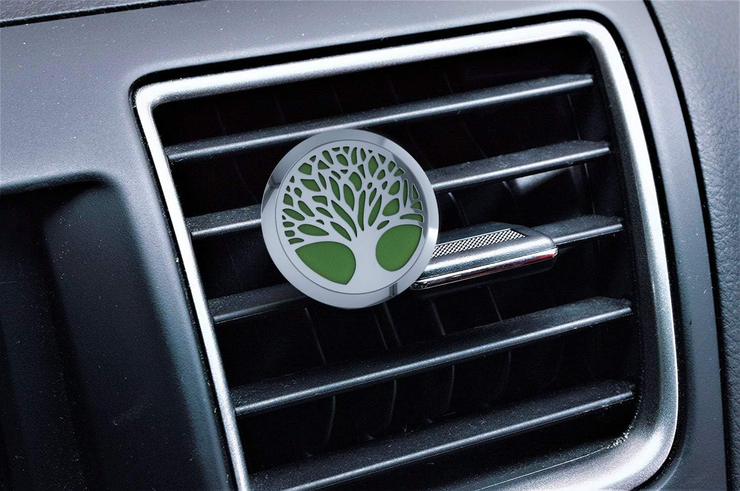 Wild Essentials Tree of Life Car Vent Diffuser Kit – 316L Stainless Steel Locket, Rubber-Coated 4-Way Clip, 8 Color Pads (22mm), 25mm – Includes Alert & Inner Calm (2 x 10ml)