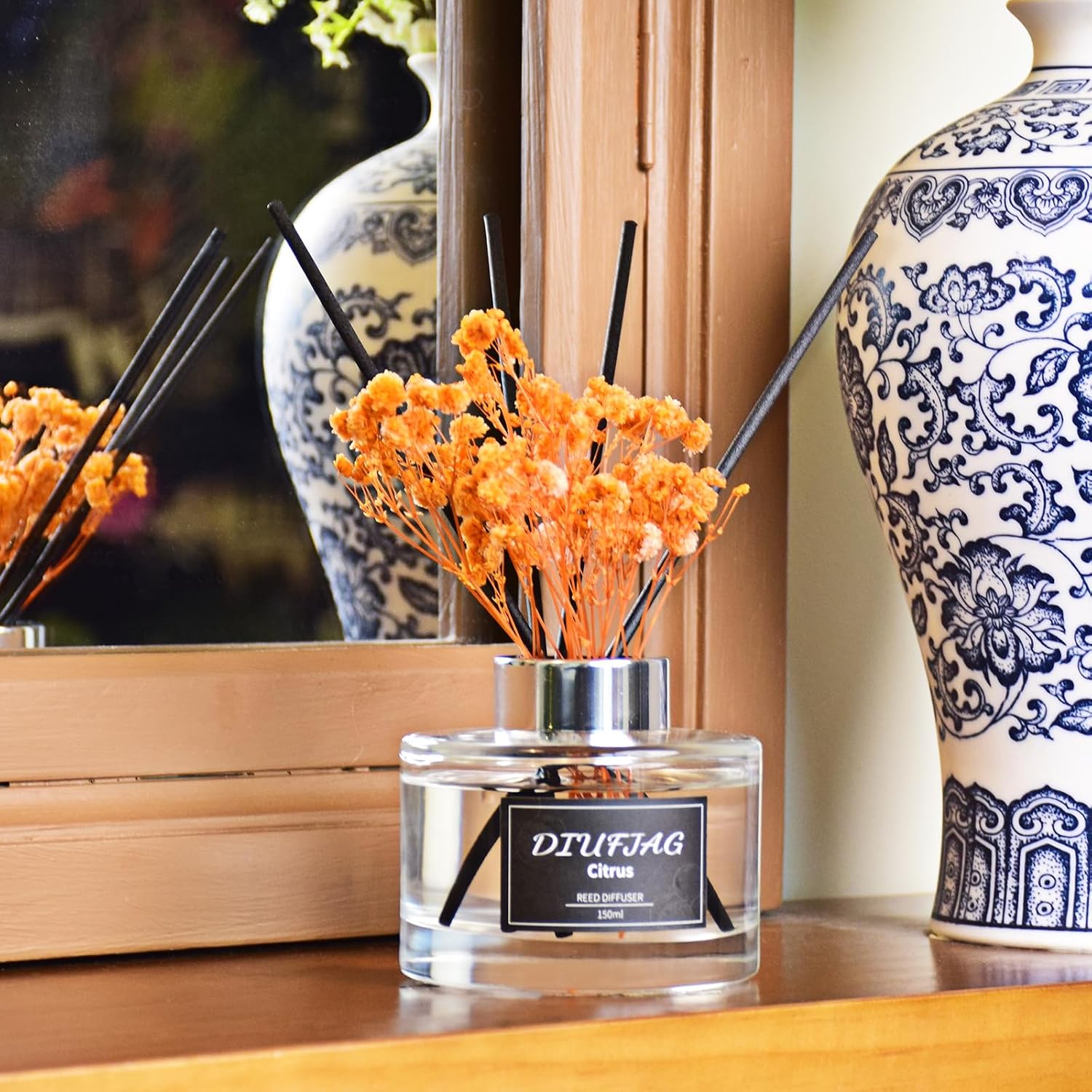 Citrus Reed Diffuser Set, 5.07 fl oz Scented Oil Diffuser with 8 Sticks & Dried Flowers, Home Fragrance for Living Room Bedroom Bathroom, Air Freshener Decor Gift