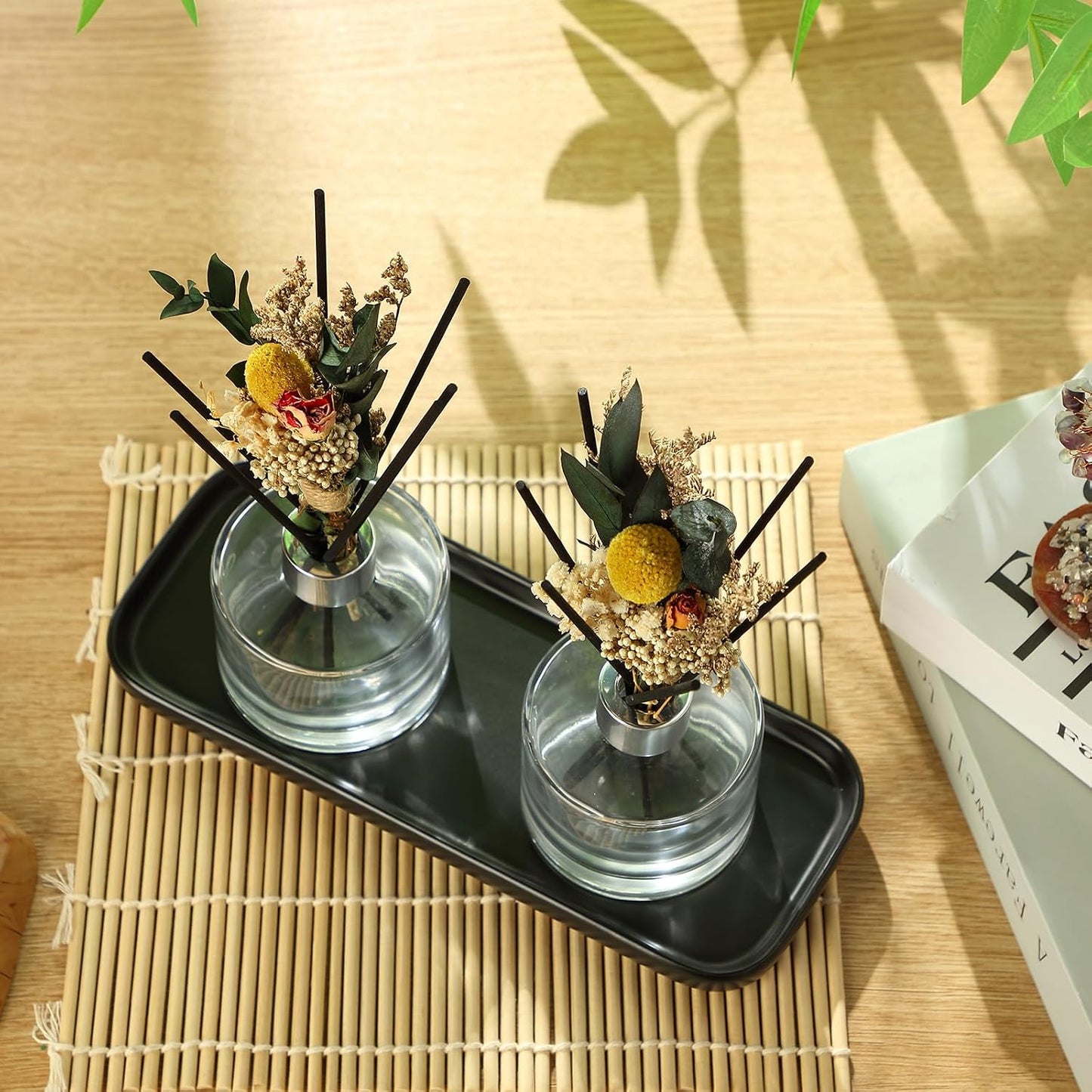 Rtteri 4 Pcs Refillable Diffuser Bottles with 40 Pcs Reeds Sticks 5 oz Empty Fragrance Glass Diffuser Bottles with Lids Baby's Breath Decor Black Ceramic Tray for Home Bathroom Office Men Women Gift