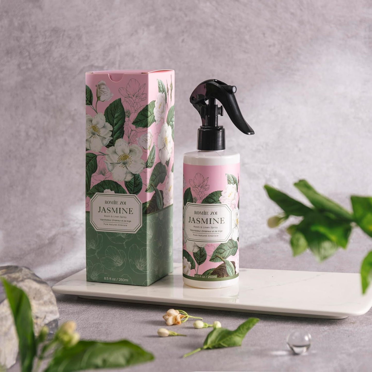 ROMIIE ZOI Room Spray Air Freshener, Fabric linen Spray air Freshener with Natural Plant Extract Scented Room Spray for Home Fragrance - Jasmine - 8.5 FL OZ