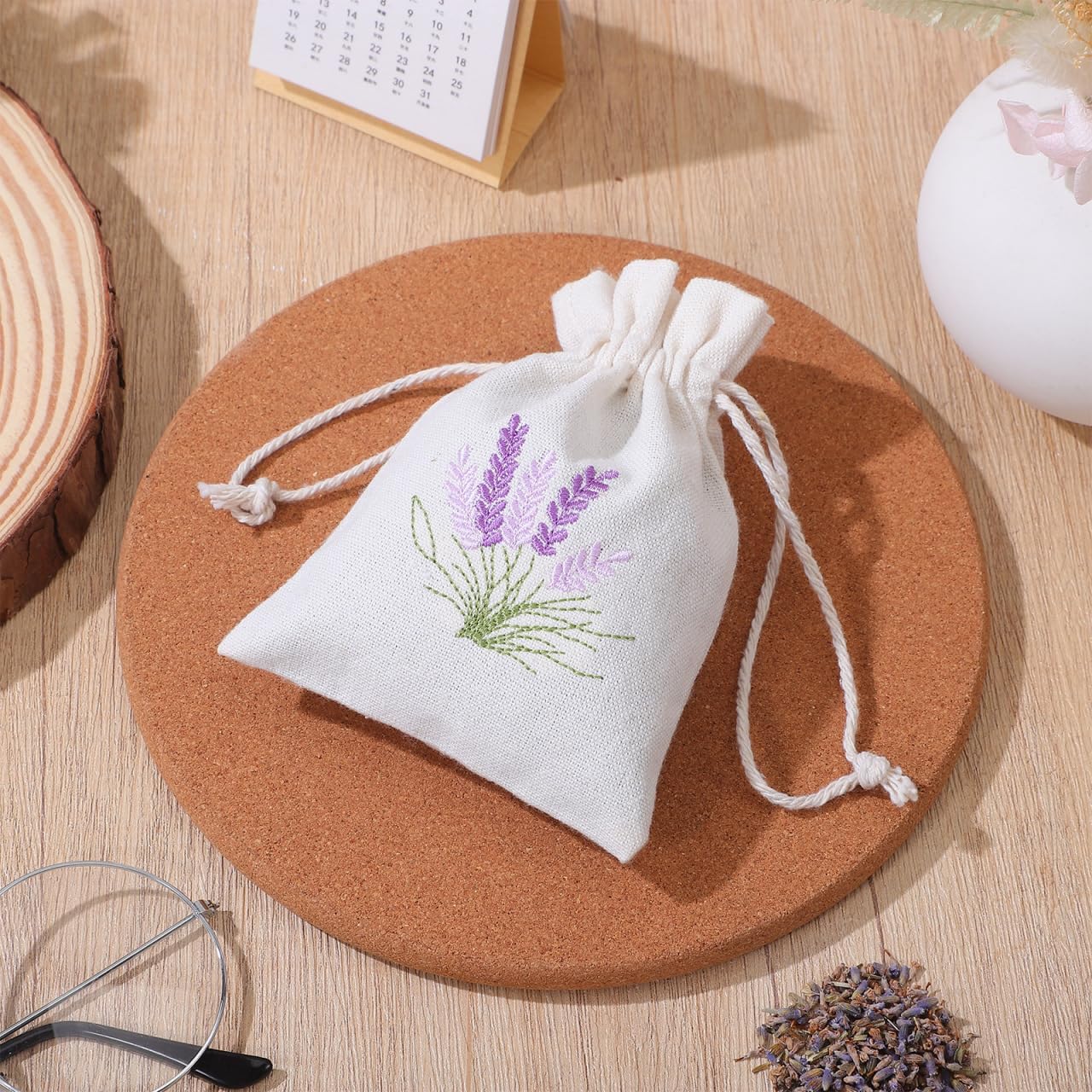 HOLIDYOYO Refillable Empty Sachet Bags 5.51X3.93 Inch Drawstring Linen Pouches for Lavender Fragrance Jewelry Candy Party Favors 10 Pack