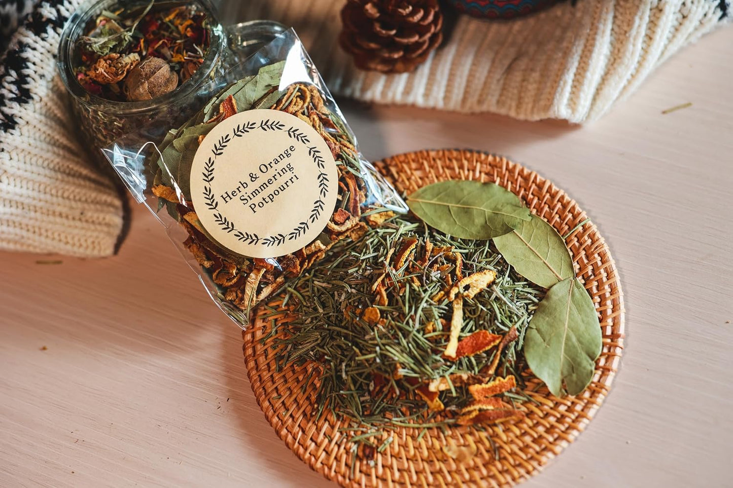 Winter Simmering Potpourri Kit – 10 Mini Bags of All-Natural Stove Top Scent Mix, Dried Fruit & Spice Blends for Cozy Home Fragrance, Set for Christmas, Mother’s Day & Housewarming