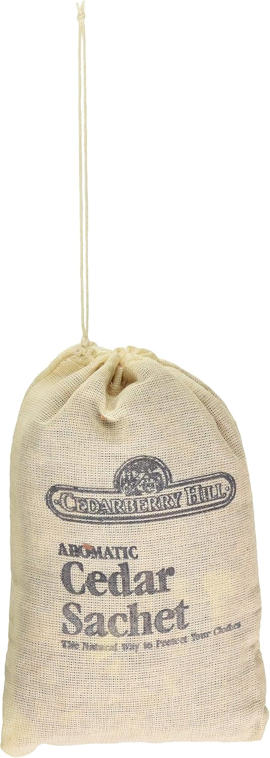 Giles & Kendall 308 Cedar Sachet Bags