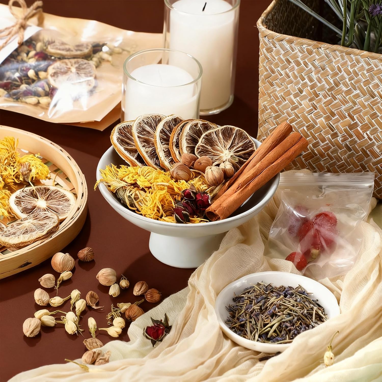 Siifert 4 Set Potpourri Bags Stovetop Simmer Pot Simmering Mix Potpourri Instruction and Sticker Floral Fruity Cinnamon Natural Air Freshener Sachet for Holiday Relaxing Housewarming Hostess Gift