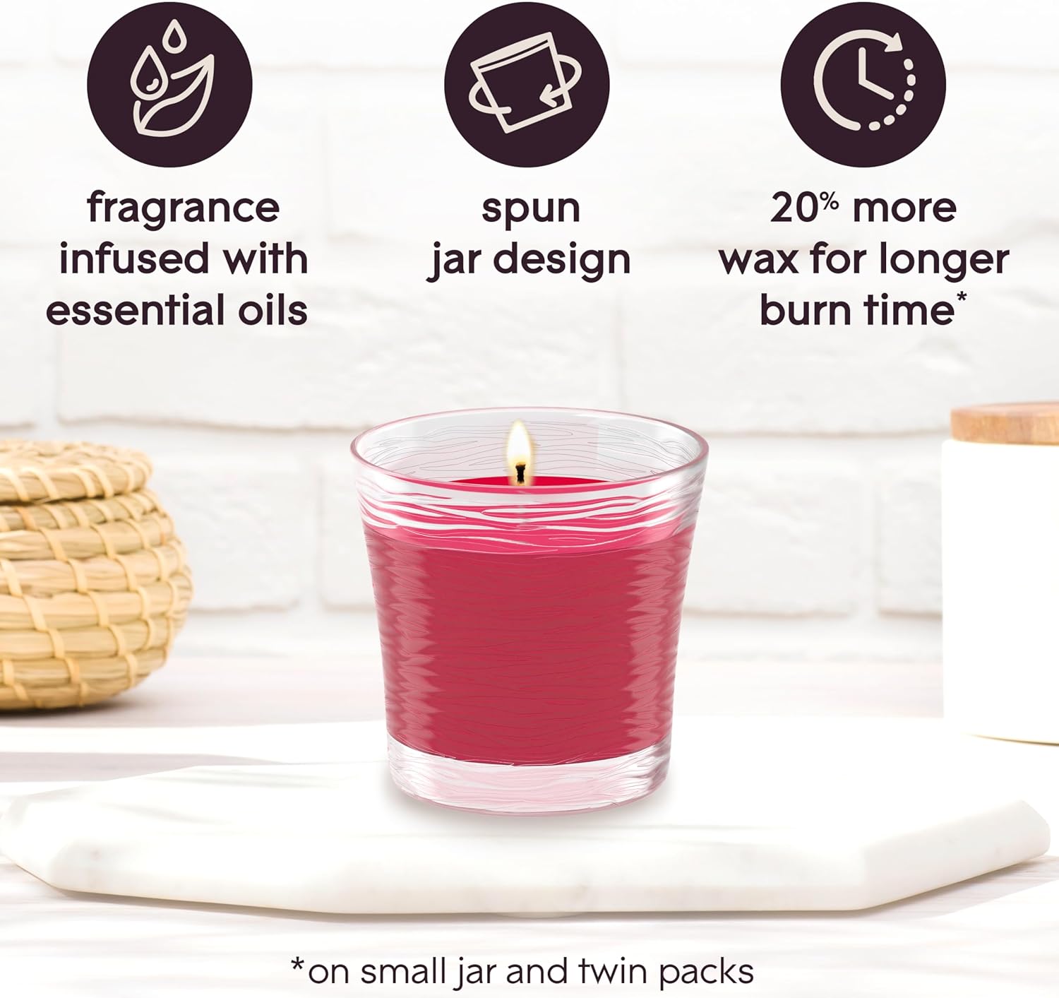 Glade 1-Wick Scented Candle Jar, Apple Cinnamon, Air Freshener Infused with Essential Oils, 4.08 Oz