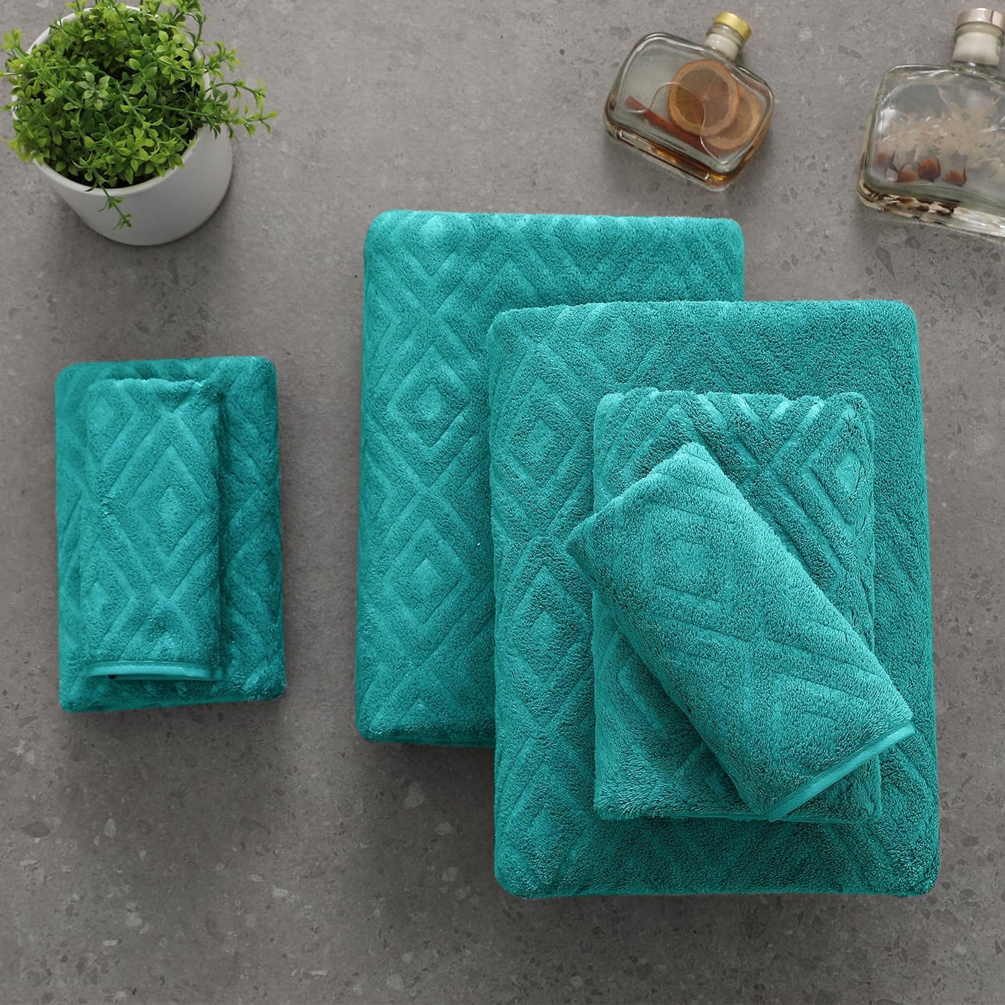 Smuge 18-Piece Bath Towel Set, Include 6 Bath Towel Sheets, 6 Hand Towels and 6 Washcloths - Highly Absorbent Quick Dry 100% Microfiber,Ultra Soft Bathroom Towel Set (Sea Blue)