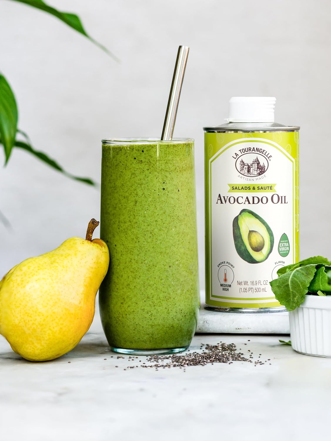La Tourangelle Avocado Oil 16.9 Fl Oz, All-Natural, Artisanal, Great for Salads, Fruit, Fish or Vegetables, Buttery Flavor