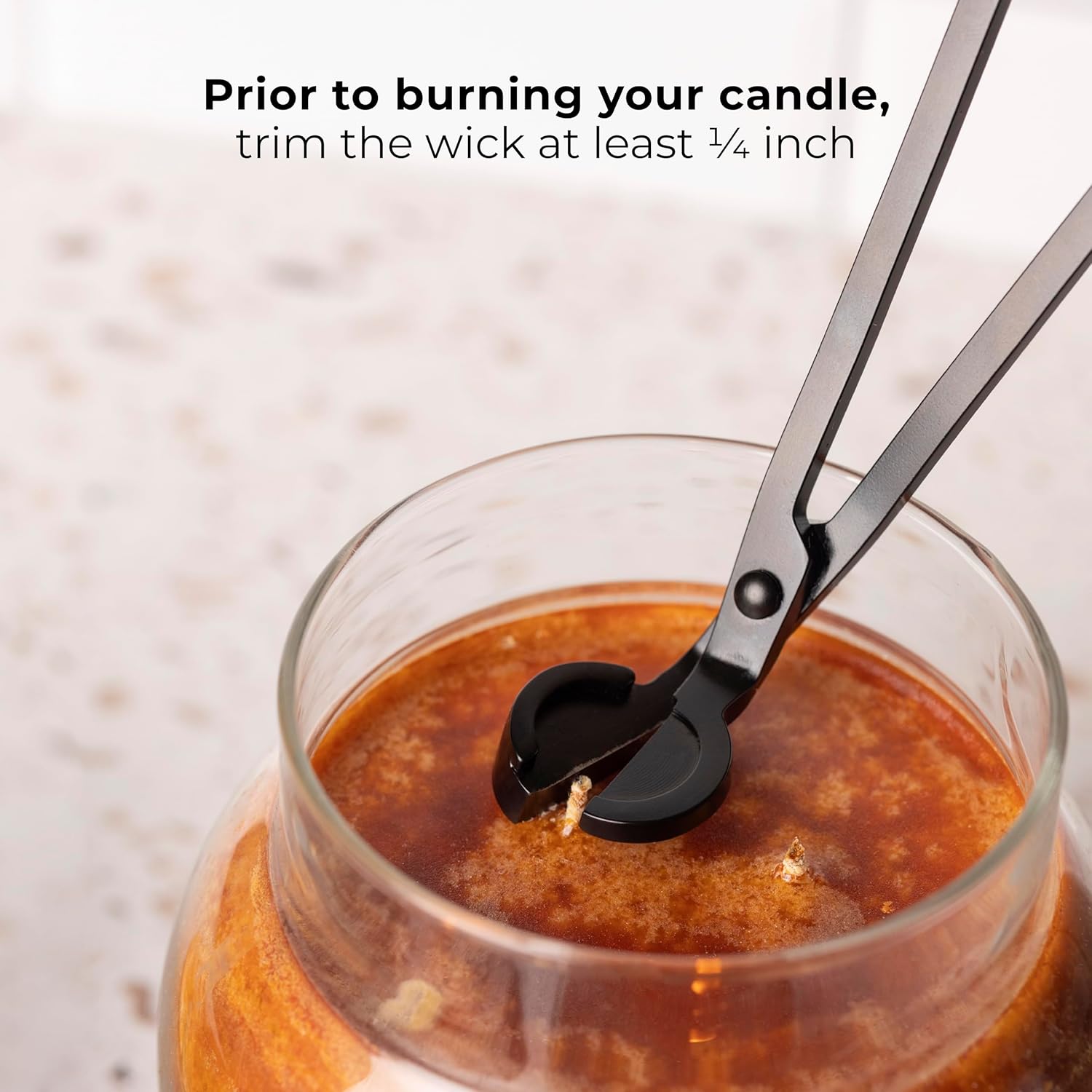 A Cheerful Giver - Warm & Gooey Cinnamon Buns Papa Scented Glass Jar Candle (34oz) with Lid & True to Life Fragrance Made in USA