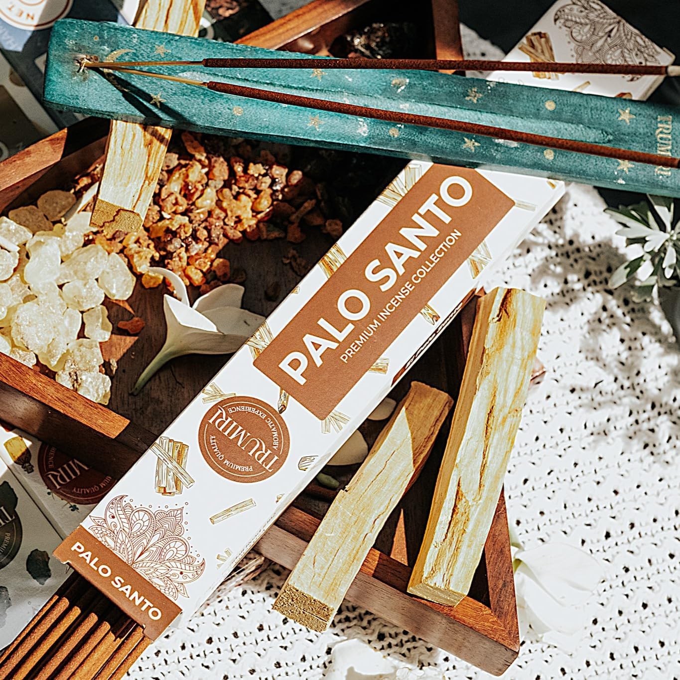 Classic Incense Sticks - Total 120 Insence-Sticks (20 Insense x 6 Inscents) - Inciensos Aromaticos Para La Casa Incents with Nag Champa Sage Palo Santo Frankincense Sandalwood Inscents-Sticks + Holder