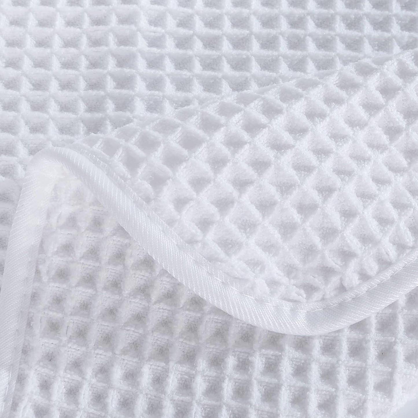 POLYTE 430 GSM Microfiber Oversize Quick Dry Lint Free Bath Towel, 60 x 30 in, 4 Pack (Waffle Weave)
