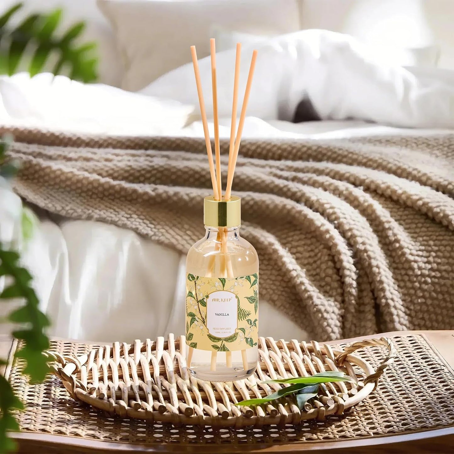 Airkeep Reed Diffuser Oil Set with Reed Sticks,Vanilla Aromatherapy Oil Scent Diffuser for Home Office Bathroom Decoration Perfume and Gifts 3.38 oz/100ml