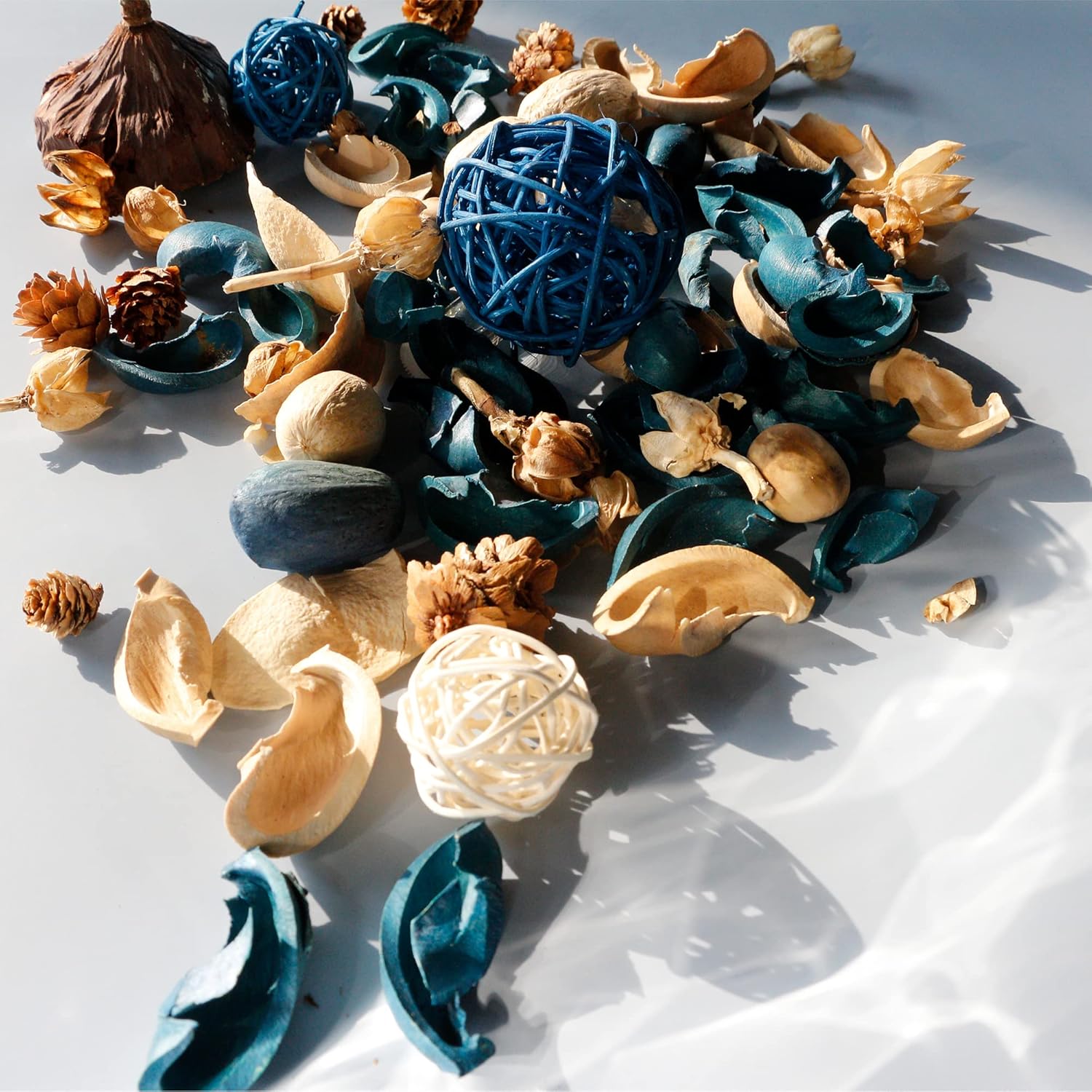 Qingbei Rina Spring Potpourri Bags, Ocean Breeze Scented Potpourri Bowl Filler,Beach Coastal Blue Vase Filler,Home Fragrance Sachet of Petal,Bathroom Decor,9.9 Oz