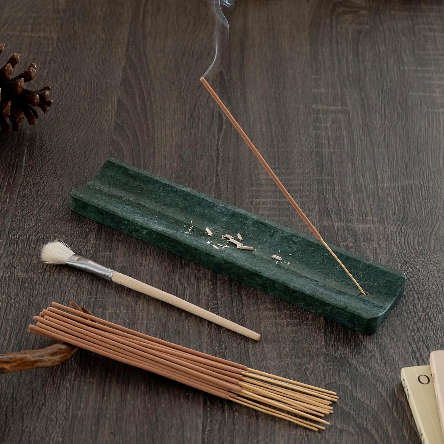 Marble Incense Holder Burner-Natural Stone Stick Incense Tray with Ash Catcher，20 Sticks & Brush - Elegant Decor for Meditation, Yoga, Home,Gift(Green)