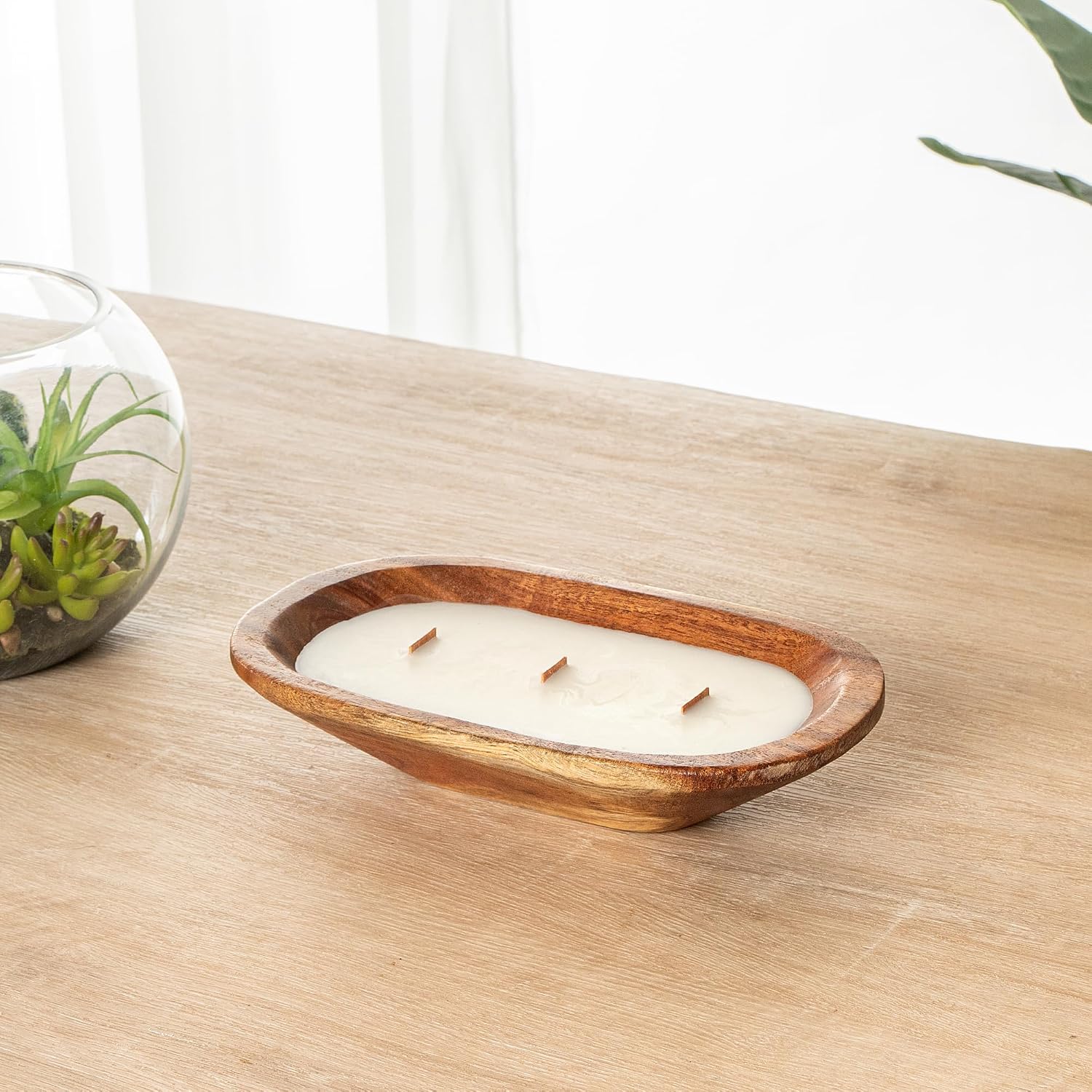 Restaurantware-Coco Casa 9.1 x 5.5 x 2 Inch Wood Dough Bowl Candle, 1 Hand Poured Bread Bowl Candle - Coconut Mango Fragrance, Double Wax Blend, Soy Wax Scented Candle, Wooden Wick
