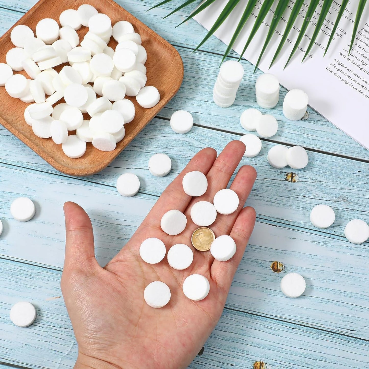 100 PCS Air Filter Scent Pads, 0.67in/17mm Essential Car Air Freshener Refill Felt Pads Unscented White Custom Car Airs Vent Clip Replacement Scent Pad Perfumes Refill Tablets for Cars Diffuser