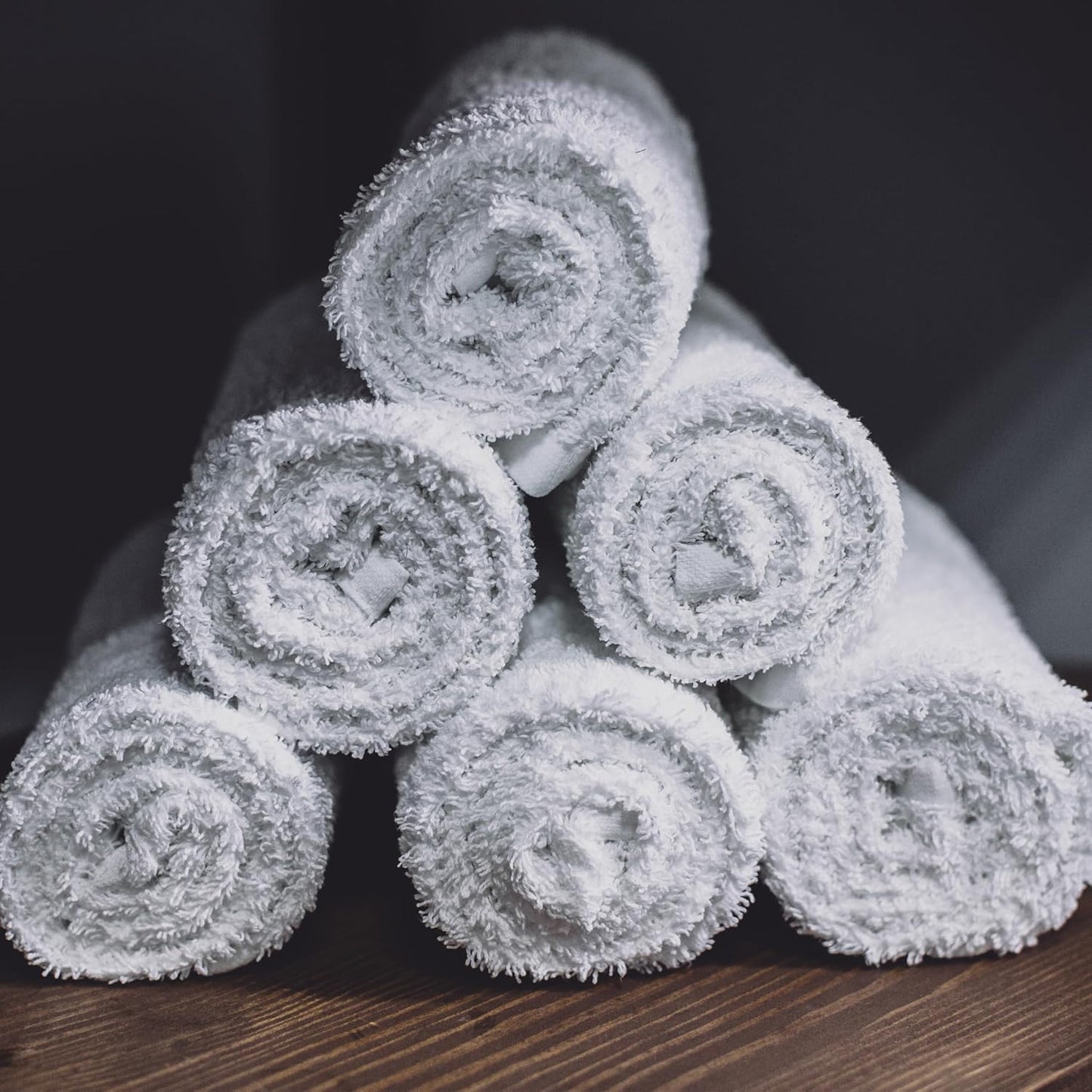 (Pack of 12 White Bath Towels Bulk 20x40 Inches -100% Cotton Economy Cheap Bath Towels for Commercial Uses, Gym, Salon, Spa & Hair - Quick Drying -Bath Towel Sets Bulk