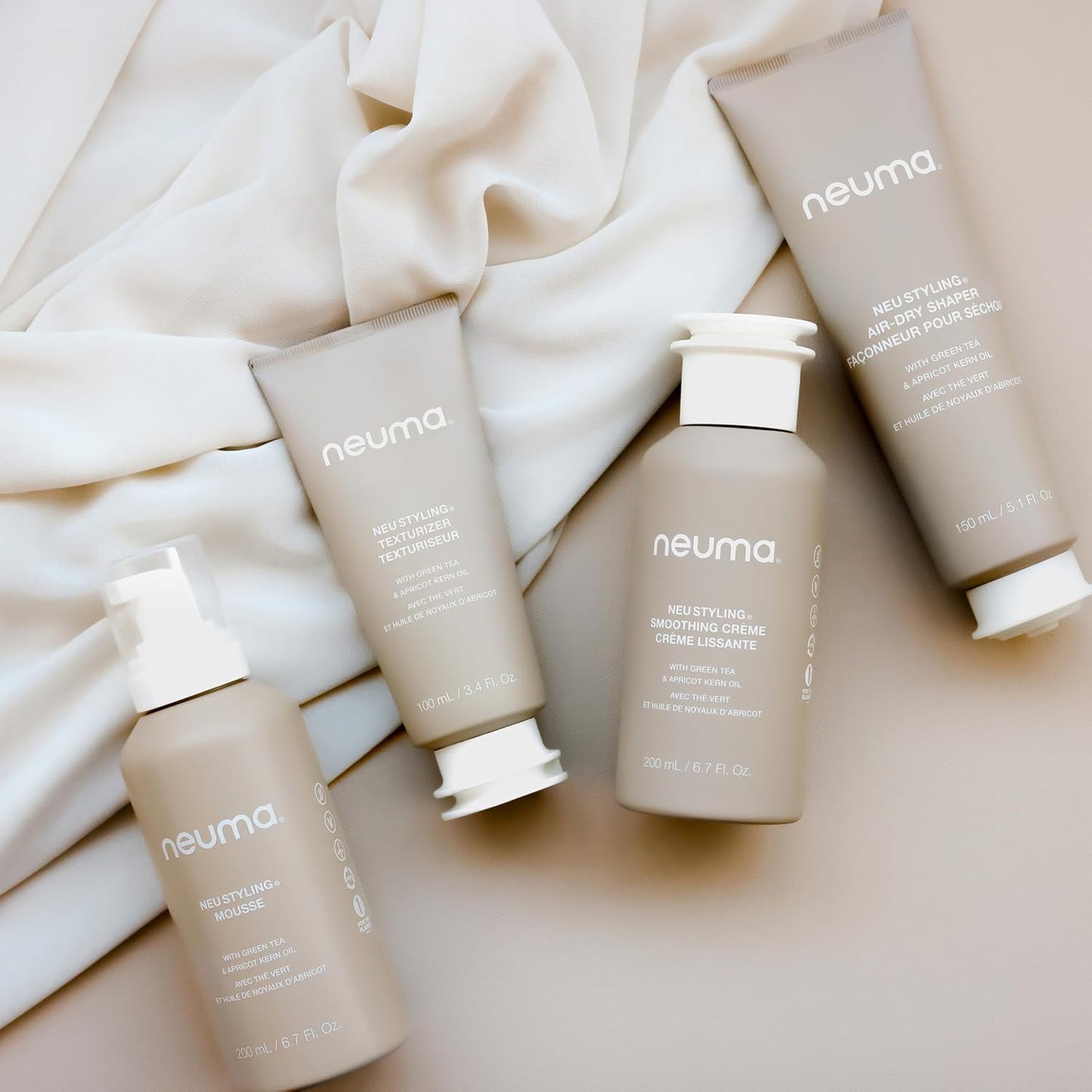 Neuma Neu Styling Smoothing Hair Crème, 6.7 FL Oz | Lightweight Frizz Control Cream Enriched with Shea Butter & Apricot Kernel Oil for Soft, Smooth & Shiny Hair | Color-Safe Formula