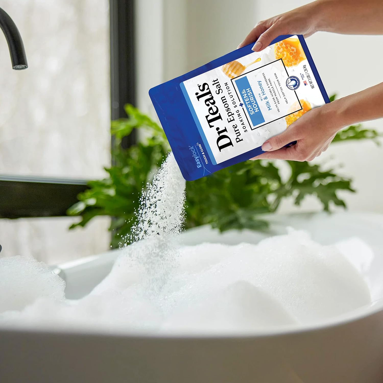 Dr. Teal's Epsom Salt Soaking Solution, Soften & Nourish with Milk and Honey, 48 Oz