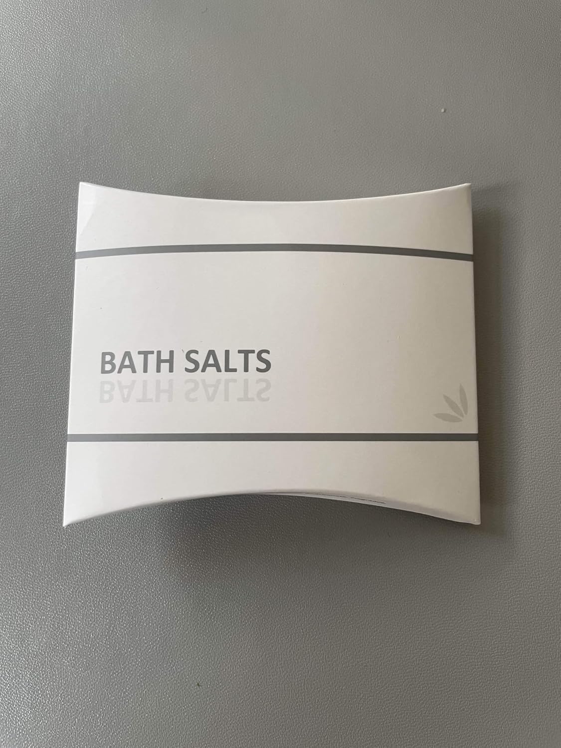 World Amenities Lavender Bath Salts - Pack of 25 - Perfect for Luxury Vacation Rentals