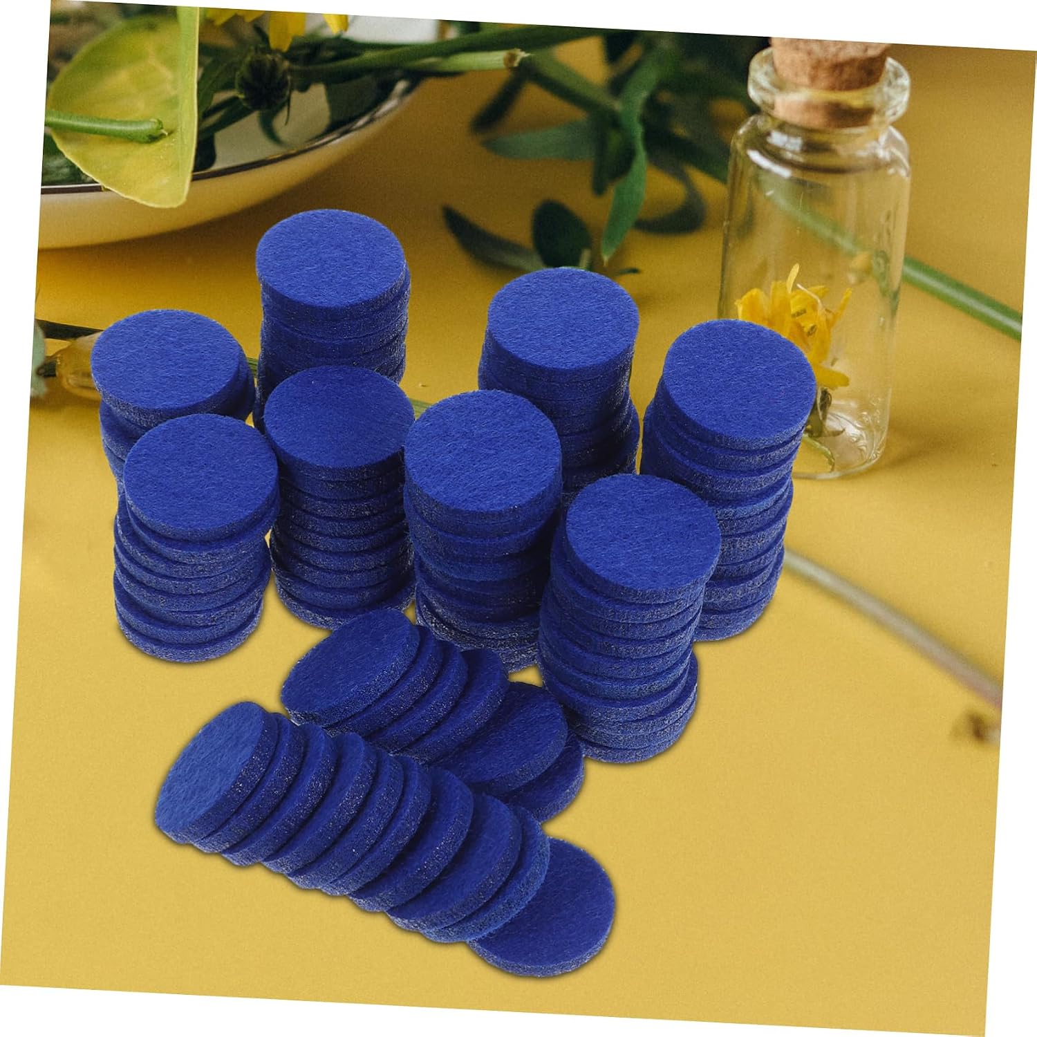 Ipetboom 100pcs Unscented Cotton Essential Oil Diffuser Pads High Absorption Mini Round Aromatherapy Refill Pads for Necklace Lockets Home Office Car Use
