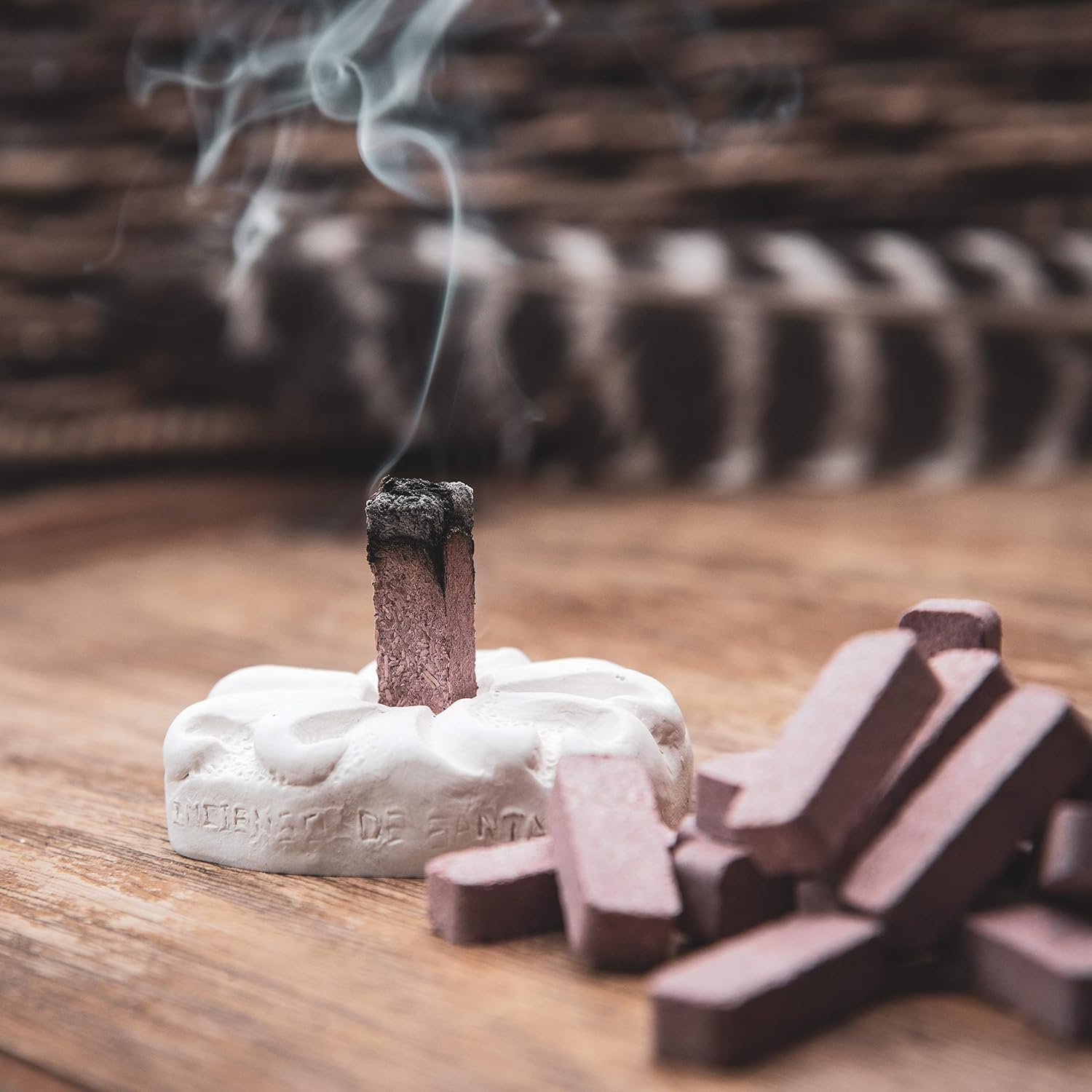 Incienso de Santa Fe - Cedar Natural Wood Incense Bricks Without Holder, 40 Count - Made in the USA
