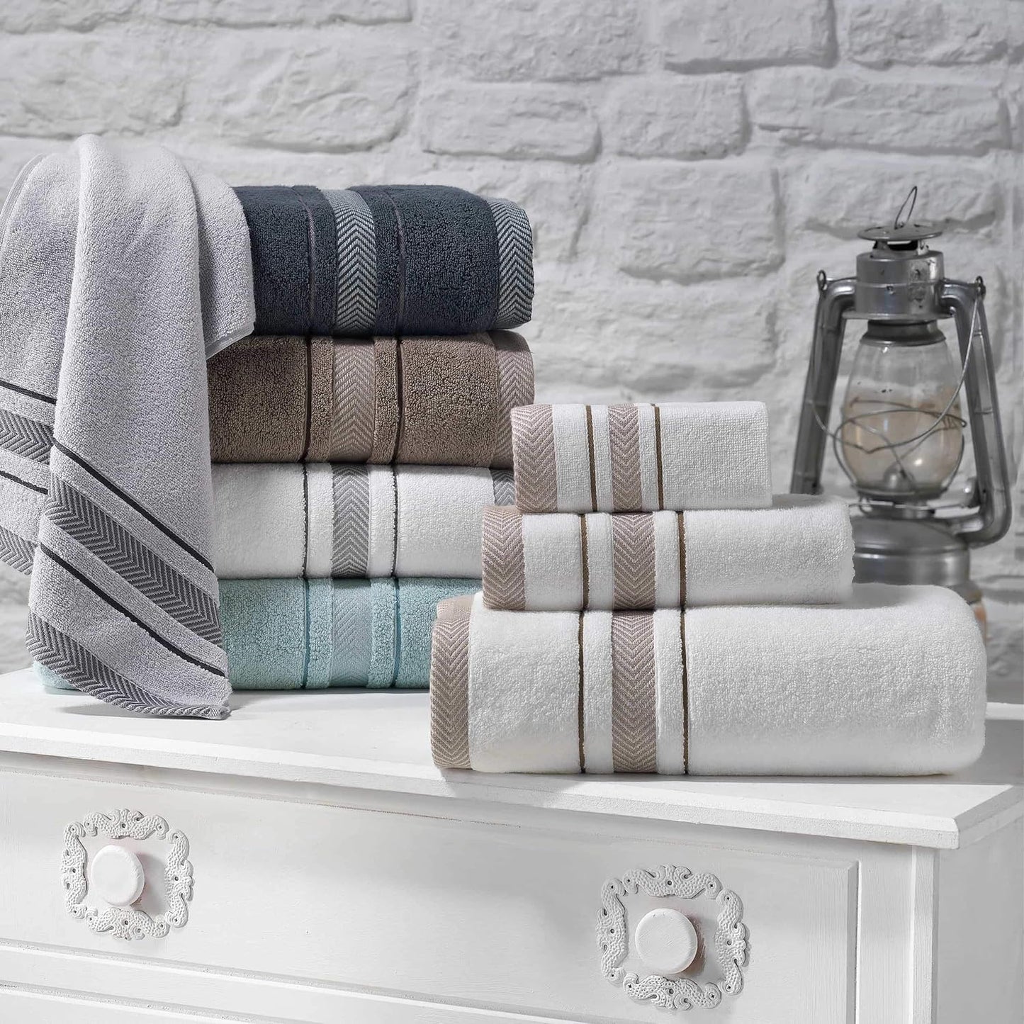 Bath Towels Set for Bathroom – Luxury 6-Piece Cotton Towels, Soft Absorbent & Quick Dry, 600 GSM Bath Towels for Bathroom, Hotel Spa Quality (2 Bath, 2 Hand, 2 Washcloths, White Grey Stripe)