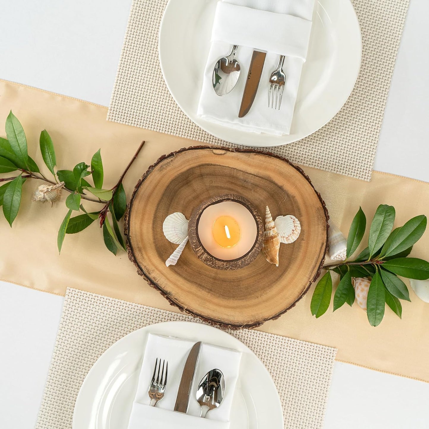 Restaurantware Coconut Shell Candle - 1 Soy Wax Candle 3.94 x 3.94 x 2.76 Inches - Handmade Decorative Candle Bowl with Wooden Wick - Small Brown Scented Candle