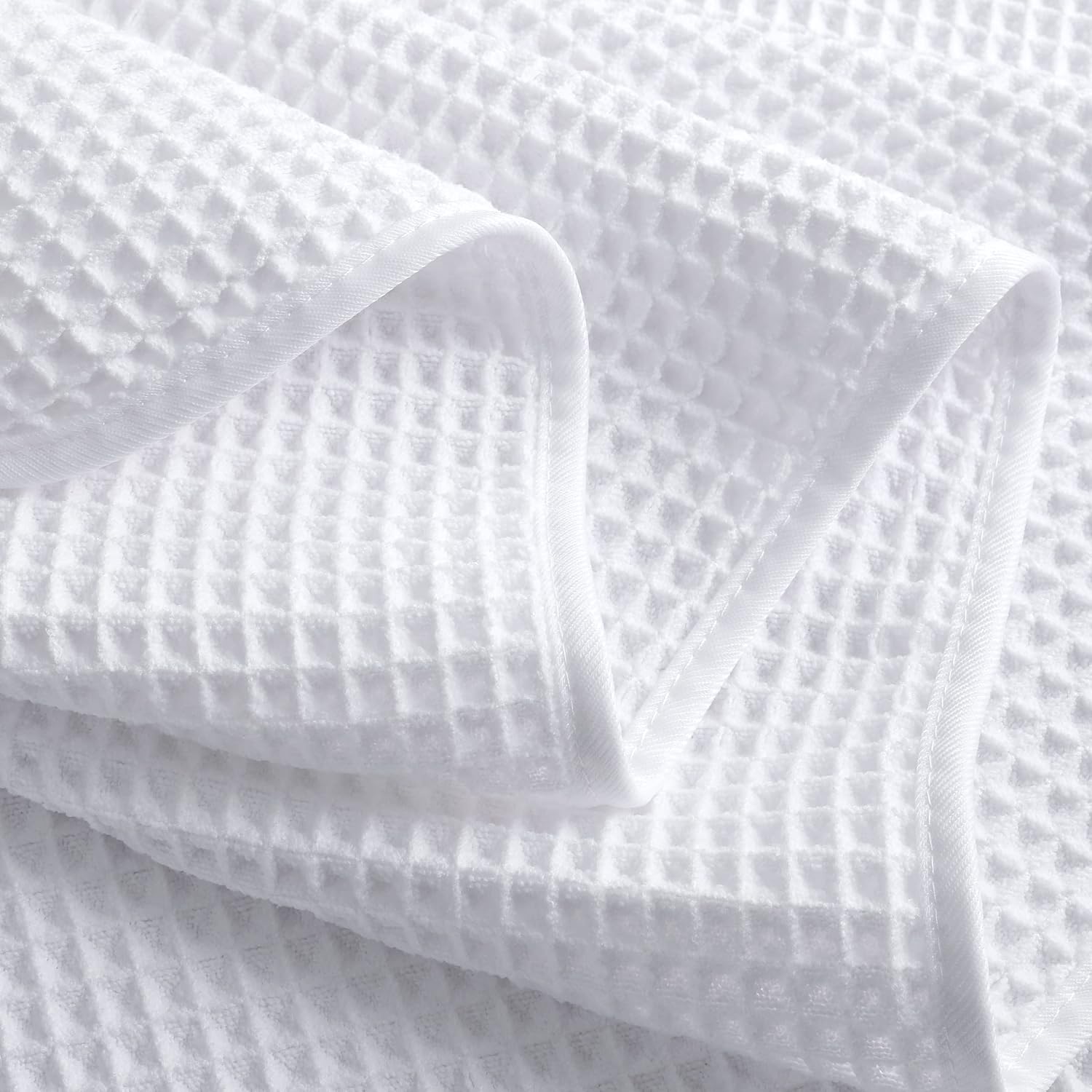 POLYTE 430 GSM Microfiber Oversize Quick Dry Lint Free Bath Towel, 60 x 30 in, 4 Pack (Waffle Weave)