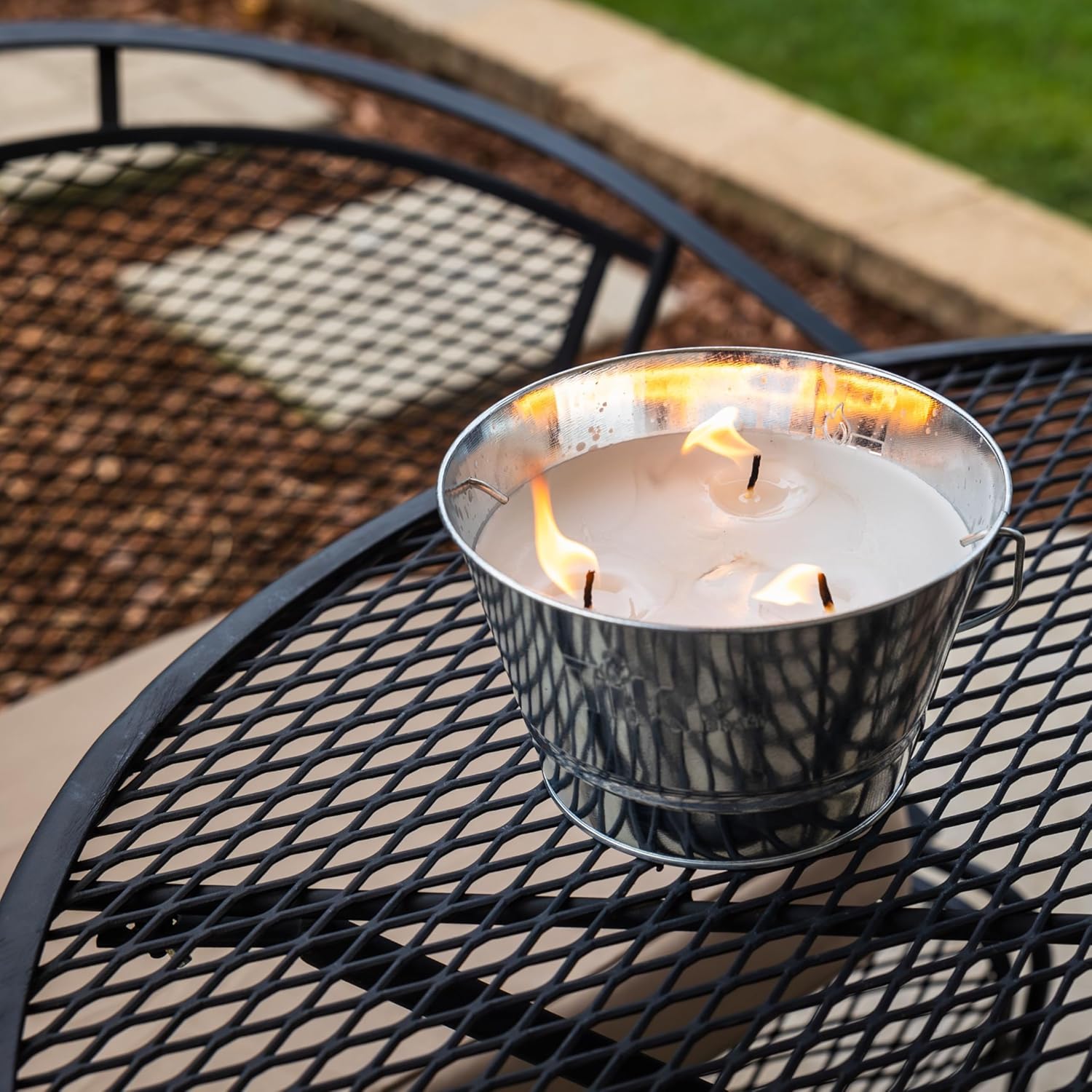 TIKI Citronella Candle 28-Ounce – Triple Wick Metal Bucket with Lid (Silver) – Long-Lasting Outdoor Candle for Patio, Deck, Garden, Backyard & Camping