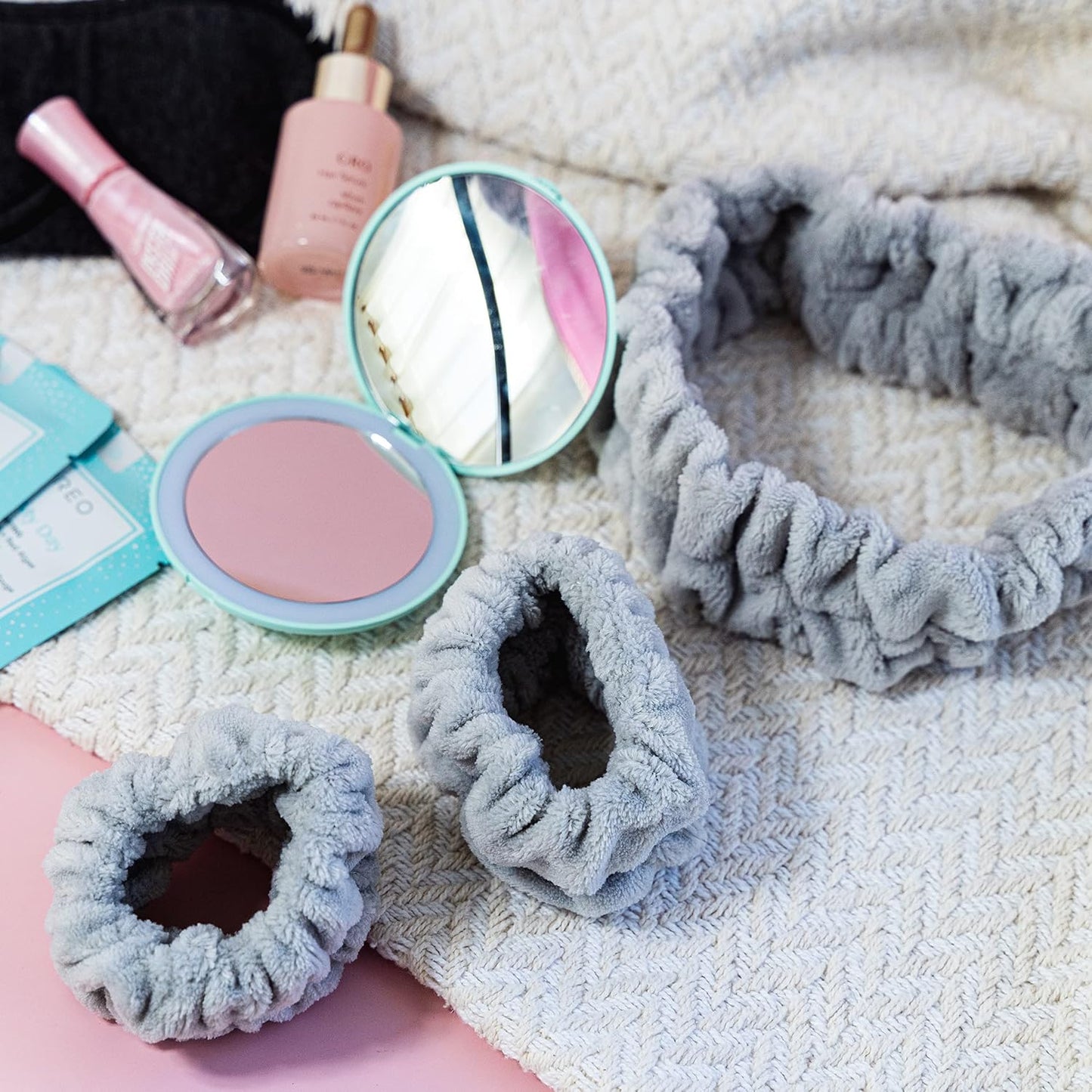 FROG SAC Spa Headband and Wristbands for Face Washing, Fuzzy Skincare Make Up Headbands Set for Women, Soft Puffy Makeup Skin Care Facewashing Hair Band Accessories for Girls (Gray)